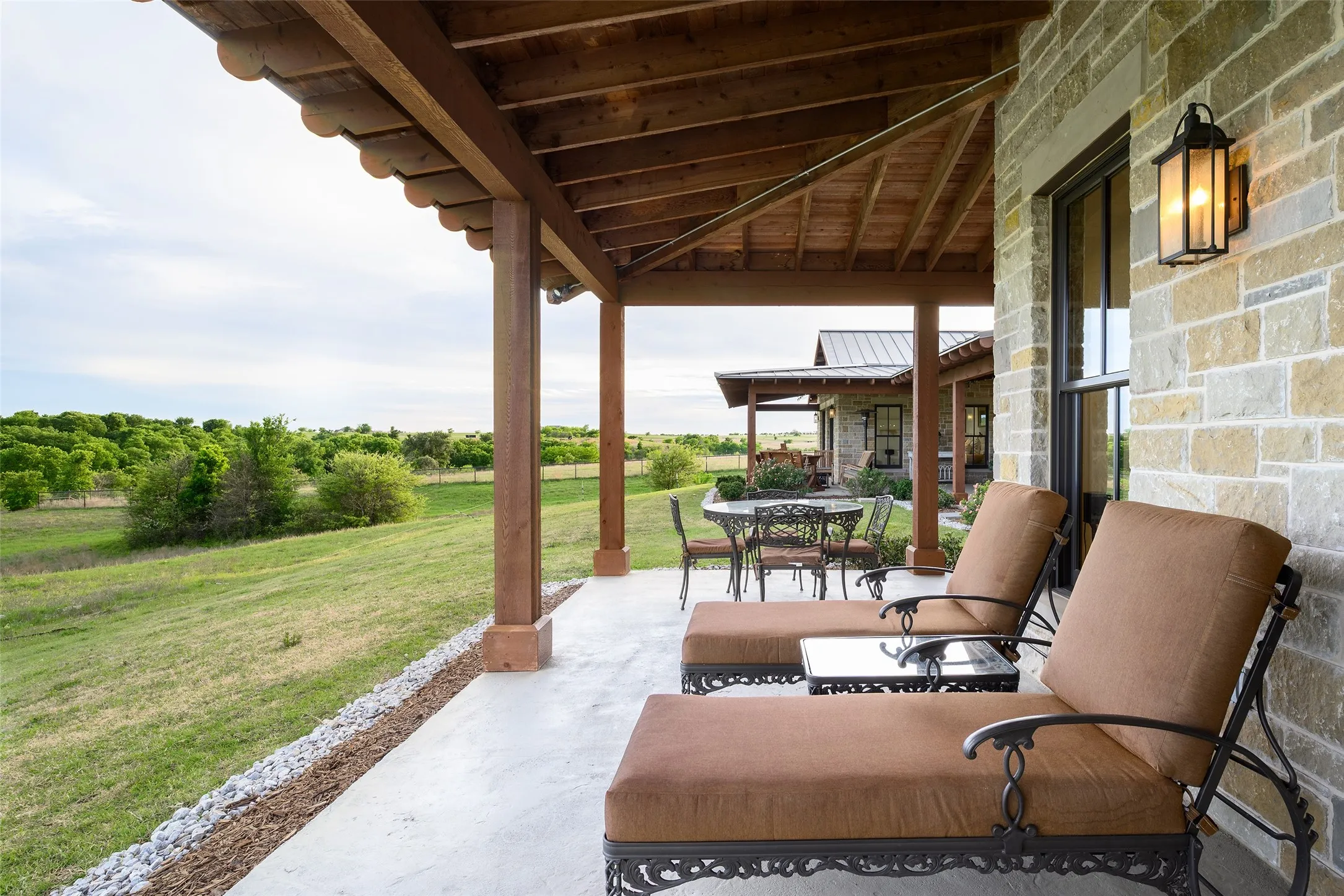 Farm For Sale in Tarrant County , 11503 E Rocky Creek Road, Crowley, Texas 76036, 5 Bedroom, 5 Bathroom, 3 Garage spaces, 4,329 Sqft, built in 2017, Preowned, mls#21230022, Real Estate Agent in Crowley, Homes For Sale in Tarrant county, Homes For Sale in Crowley, Realtor in Crowley Texas, Real Estate Brokerage Independent Realty Texas, Luminita Cordes Realtor