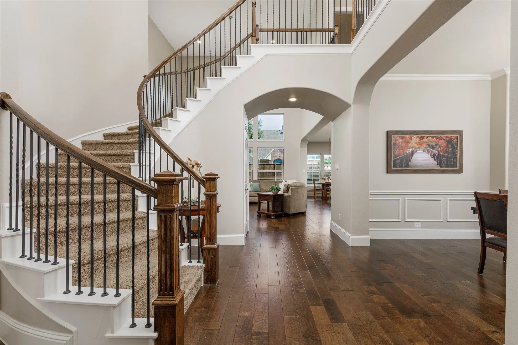 Single Family Residence For Sale in Collin County , 13888 Eleanor Avenue, Frisco, Texas 75035, 5 Bedroom, 5 Bathroom, 3 Garage spaces, 4,199 Sqft, built in 2014, mls#21235568, Real Estate Agent in Frisco, Homes For Sale in Collin county, Homes For Sale in Frisco, Realtor in Frisco Texas, Real Estate Brokerage Independent Realty Texas, Luminita Cordes Realtor