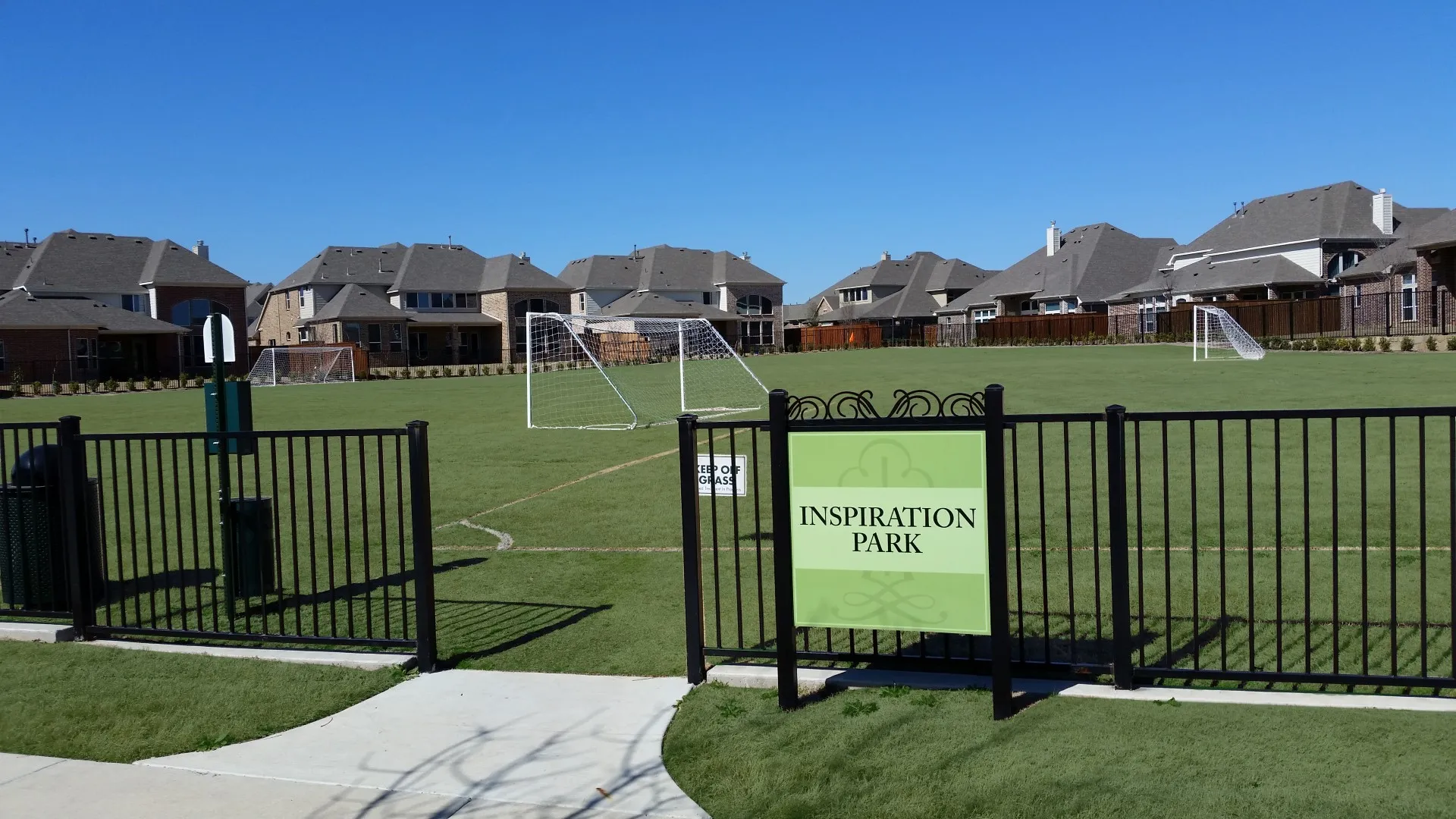 Single Family Residence For Sale in Collin County , 13888 Eleanor Avenue, Frisco, Texas 75035, 5 Bedroom, 5 Bathroom, 3 Garage spaces, 4,199 Sqft, built in 2014, mls#21235568, Real Estate Agent in Frisco, Homes For Sale in Collin county, Homes For Sale in Frisco, Realtor in Frisco Texas, Real Estate Brokerage Independent Realty Texas, Luminita Cordes Realtor