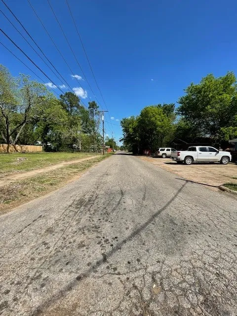Improved Land For Sale in Lamar County , 1011 E Houston Street, Paris, Texas 75460, 0, 0, Garage spaces, 0 Sqft, built in 0, mls#21235770, Real Estate Agent in Paris, Homes For Sale in Lamar county, Homes For Sale in Paris, Realtor in Paris Texas, Real Estate Brokerage Independent Realty Texas, Luminita Cordes Realtor