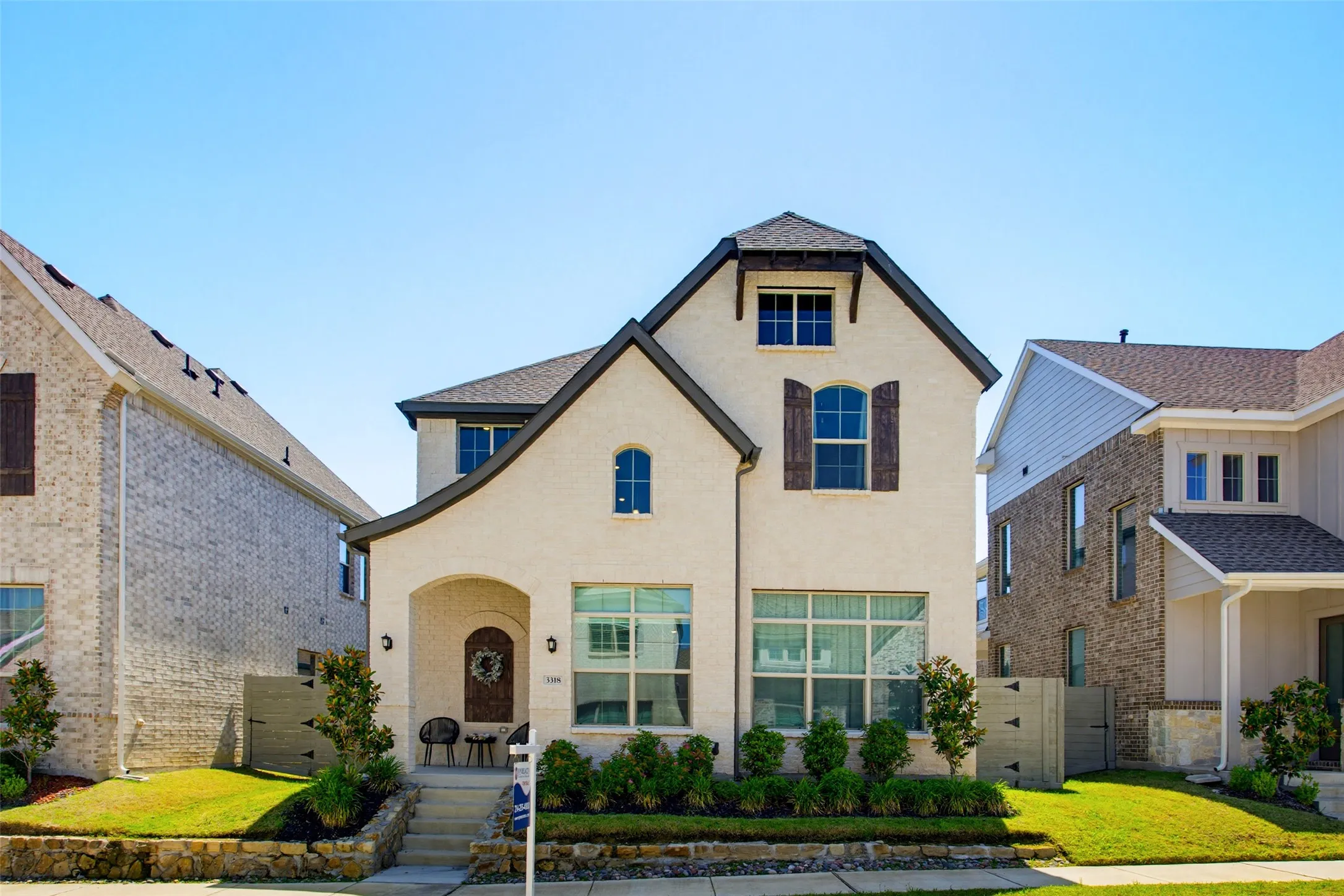 Single Family Residence For Sale in Dallas County , 3318 Scotsman Road, Sachse, Texas 75048, 4 Bedroom, 3 Bathroom, 2 Garage spaces, 2,358 Sqft, built in 2023, Preowned, mls#21226321, Real Estate Agent in Sachse, Homes For Sale in Dallas county, Homes For Sale in Sachse, Realtor in Sachse Texas, Real Estate Brokerage Independent Realty Texas, Luminita Cordes Realtor