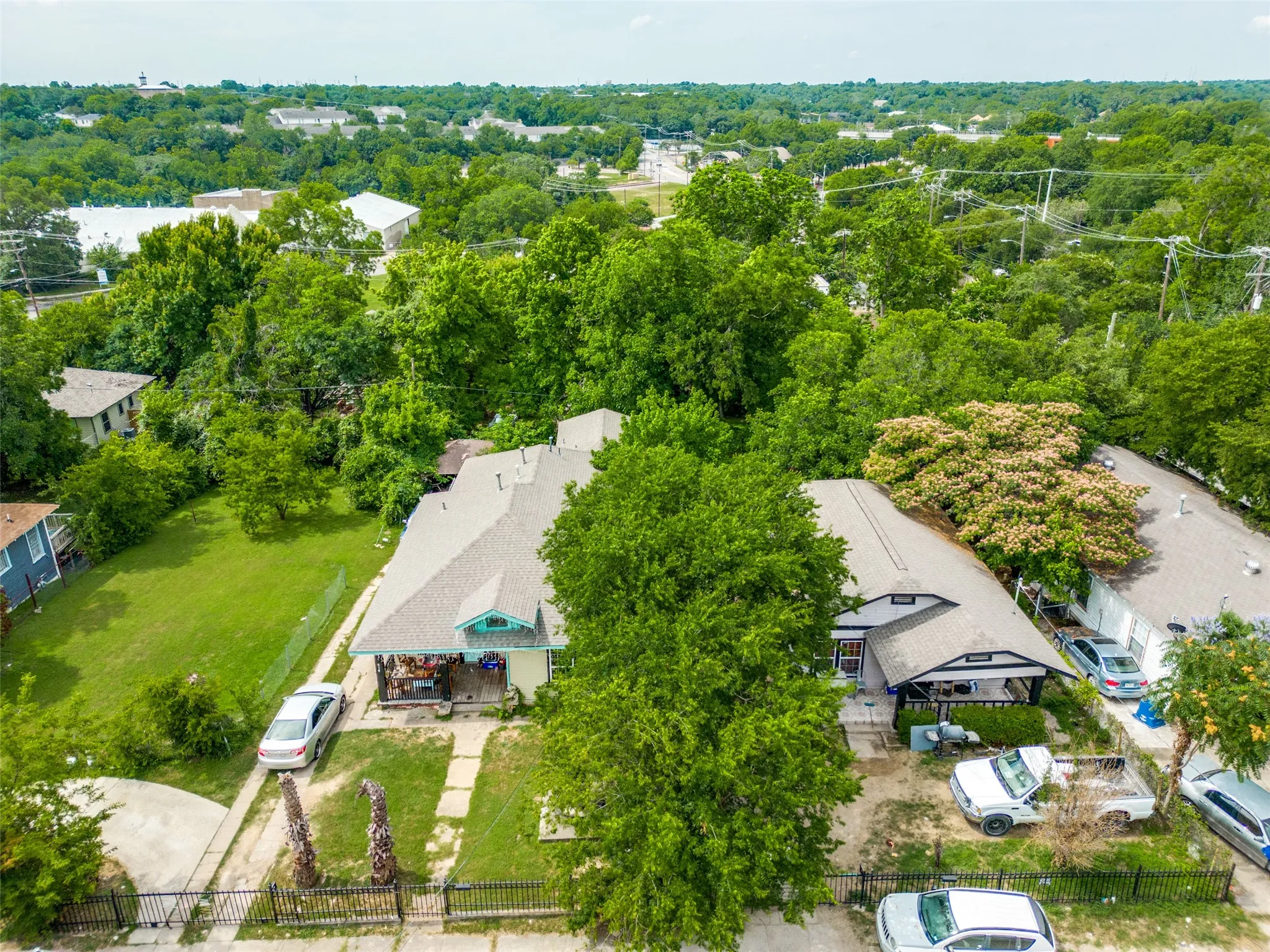 3 lots sold together