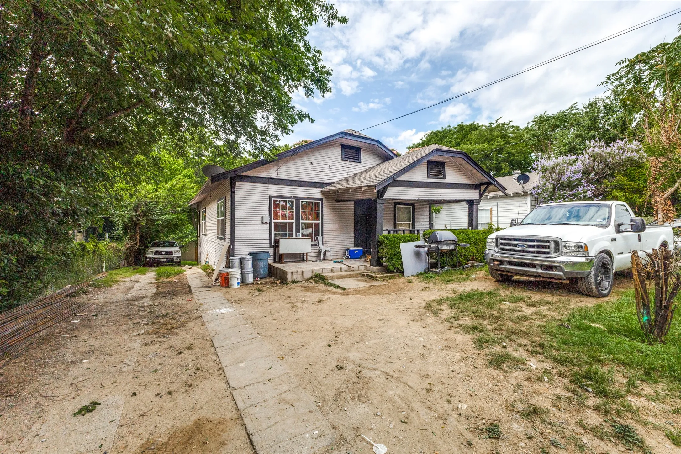 3 lots sold together