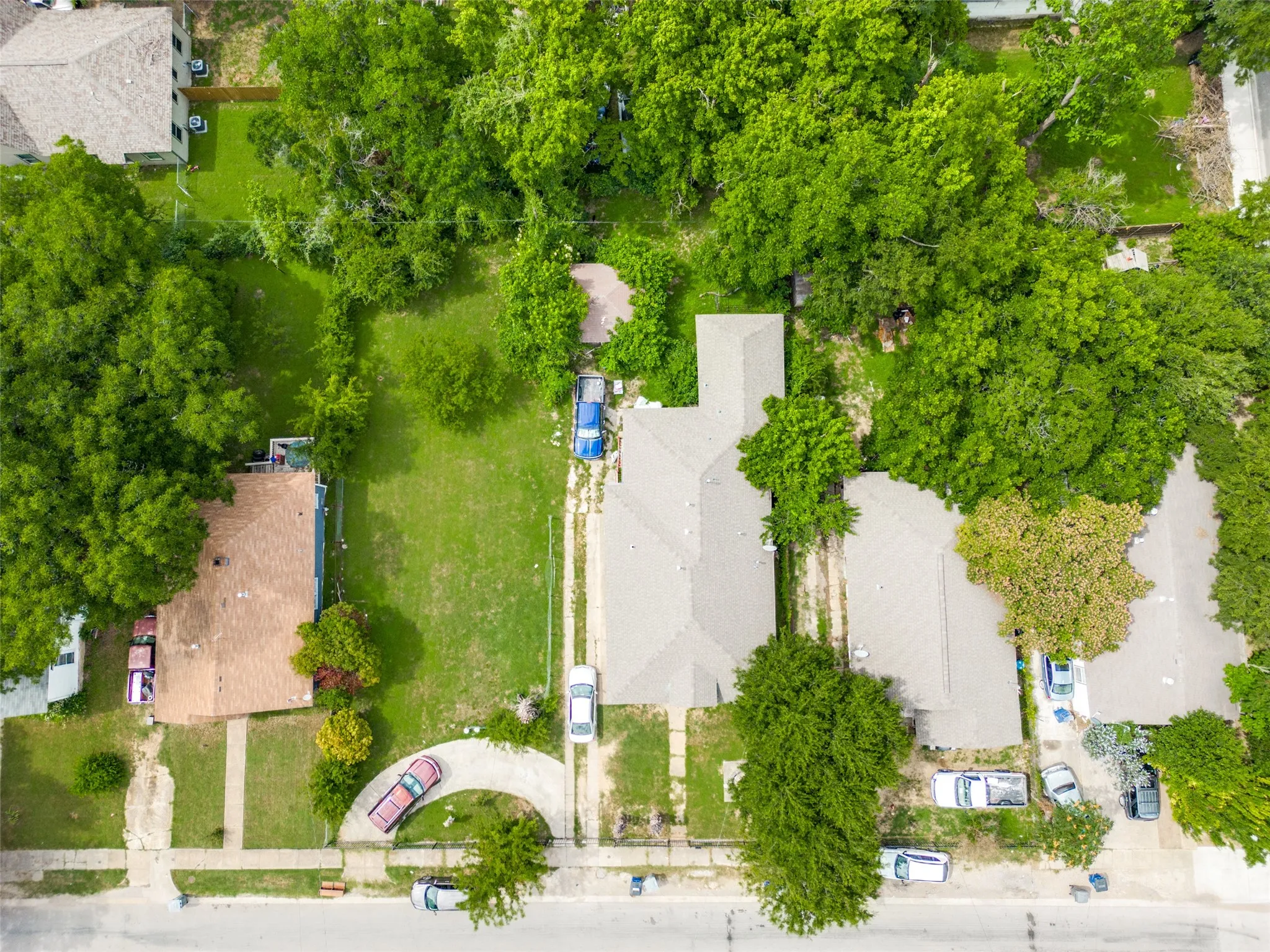 3 lots sold together