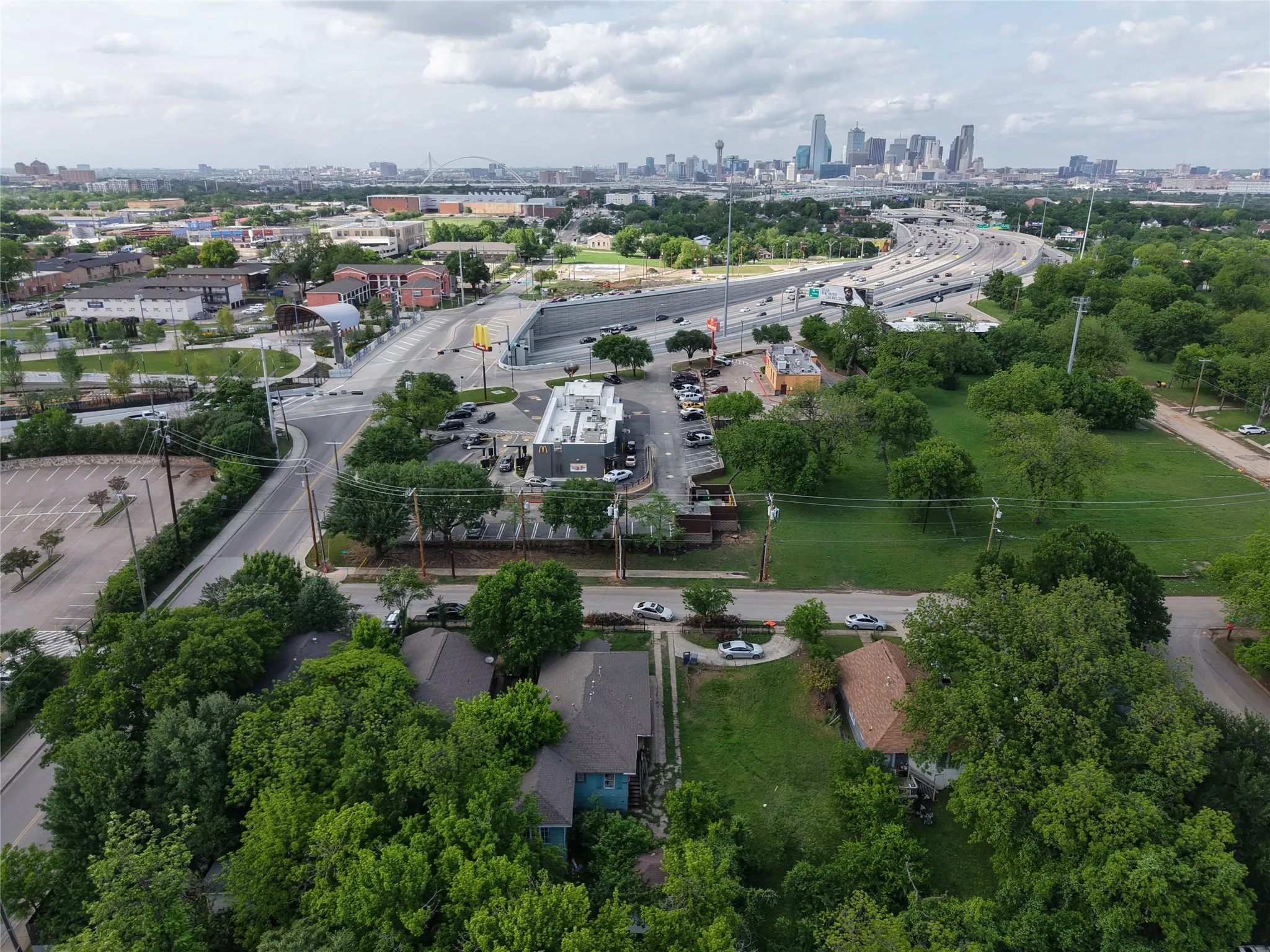 Improved Land For Sale in Dallas County , 814 E 12th Street, Dallas, Texas 75203, 0, 0, Garage spaces, 0 Sqft, built in 0, Price $1,300,000, mls#21233864, Real Estate Agent in Dallas, Homes For Sale in Dallas county, Homes For Sale in Dallas, Realtor in Dallas Texas, Real Estate Brokerage Independent Realty Texas, Luminita Cordes Realtor