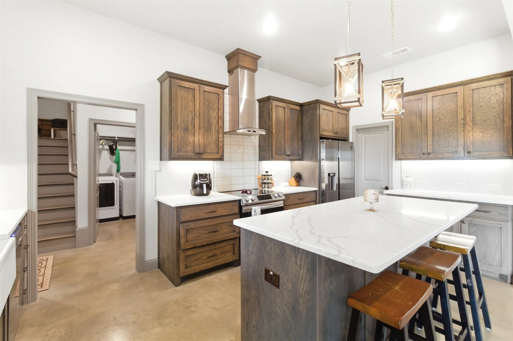 Single Family Residence For Sale in Hunt County , 4299 County Road 1098, Celeste, Texas 75423, 4 Bedroom, 3 Bathroom, Garage spaces, 2,962 Sqft, built in 2020, Preowned, mls#21235842, Real Estate Agent in Celeste, Homes For Sale in Hunt county, Homes For Sale in Celeste, Realtor in Celeste Texas, Real Estate Brokerage Independent Realty Texas, Luminita Cordes Realtor