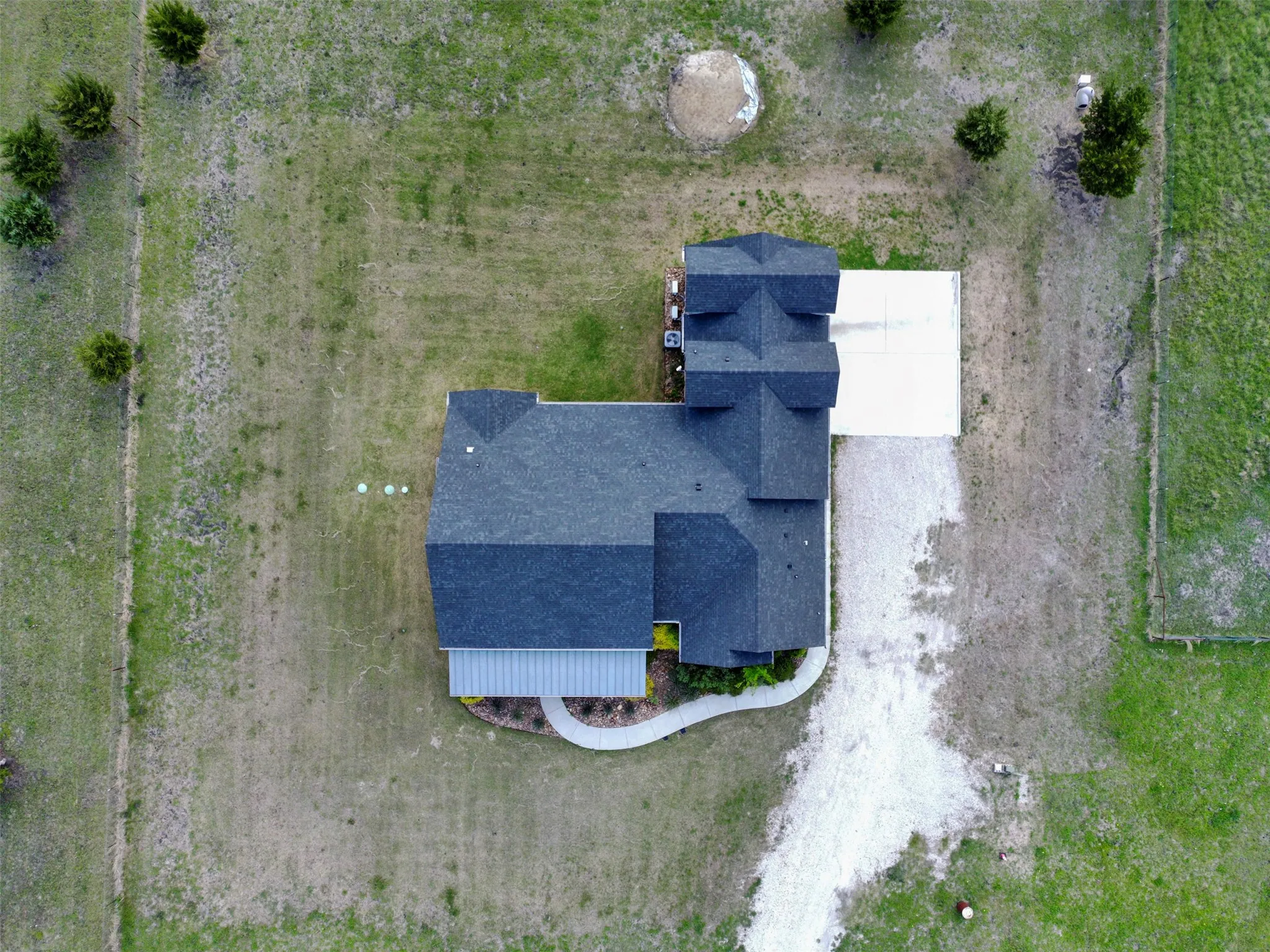 Single Family Residence For Sale in Hunt County , 4299 County Road 1098, Celeste, Texas 75423, 4 Bedroom, 3 Bathroom, Garage spaces, 2,962 Sqft, built in 2020, Preowned, mls#21235842, Real Estate Agent in Celeste, Homes For Sale in Hunt county, Homes For Sale in Celeste, Realtor in Celeste Texas, Real Estate Brokerage Independent Realty Texas, Luminita Cordes Realtor