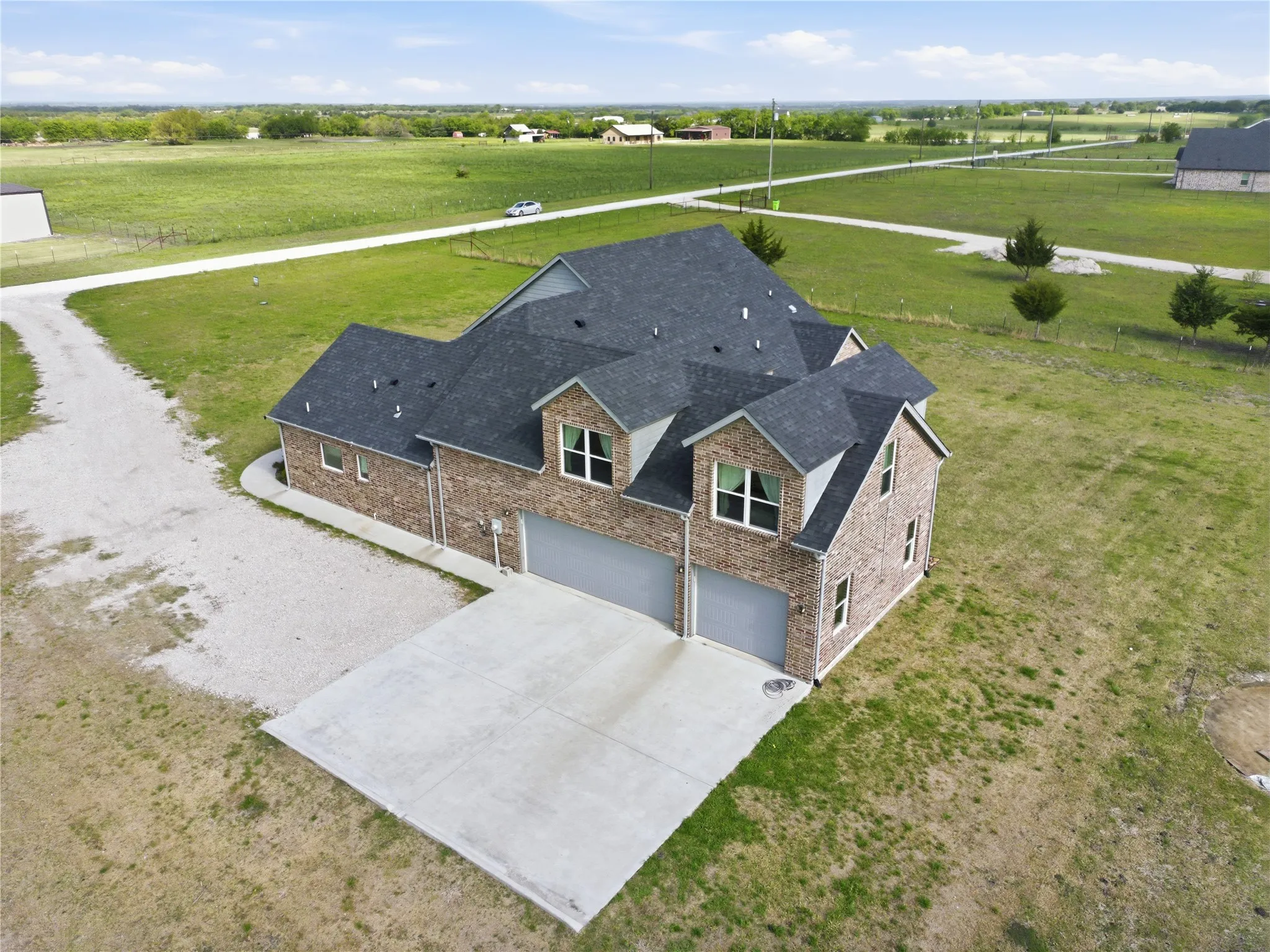 Single Family Residence For Sale in Hunt County , 4299 County Road 1098, Celeste, Texas 75423, 4 Bedroom, 3 Bathroom, Garage spaces, 2,962 Sqft, built in 2020, Preowned, mls#21235842, Real Estate Agent in Celeste, Homes For Sale in Hunt county, Homes For Sale in Celeste, Realtor in Celeste Texas, Real Estate Brokerage Independent Realty Texas, Luminita Cordes Realtor