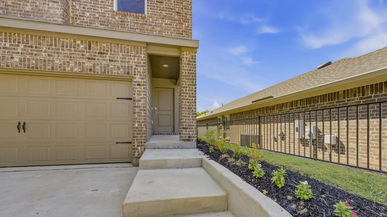 Single Family Residence For Sale in Grayson County , 940 Jefferson Way, Sherman, Texas 75090, 3 Bedroom, 3 Bathroom, 2 Garage spaces, 1,916 Sqft, built in 2026, New Construction - Incomplete, mls#21235891, Real Estate Agent in Sherman, Homes For Sale in Grayson county, Homes For Sale in Sherman, Realtor in Sherman Texas, Real Estate Brokerage Independent Realty Texas, Luminita Cordes Realtor