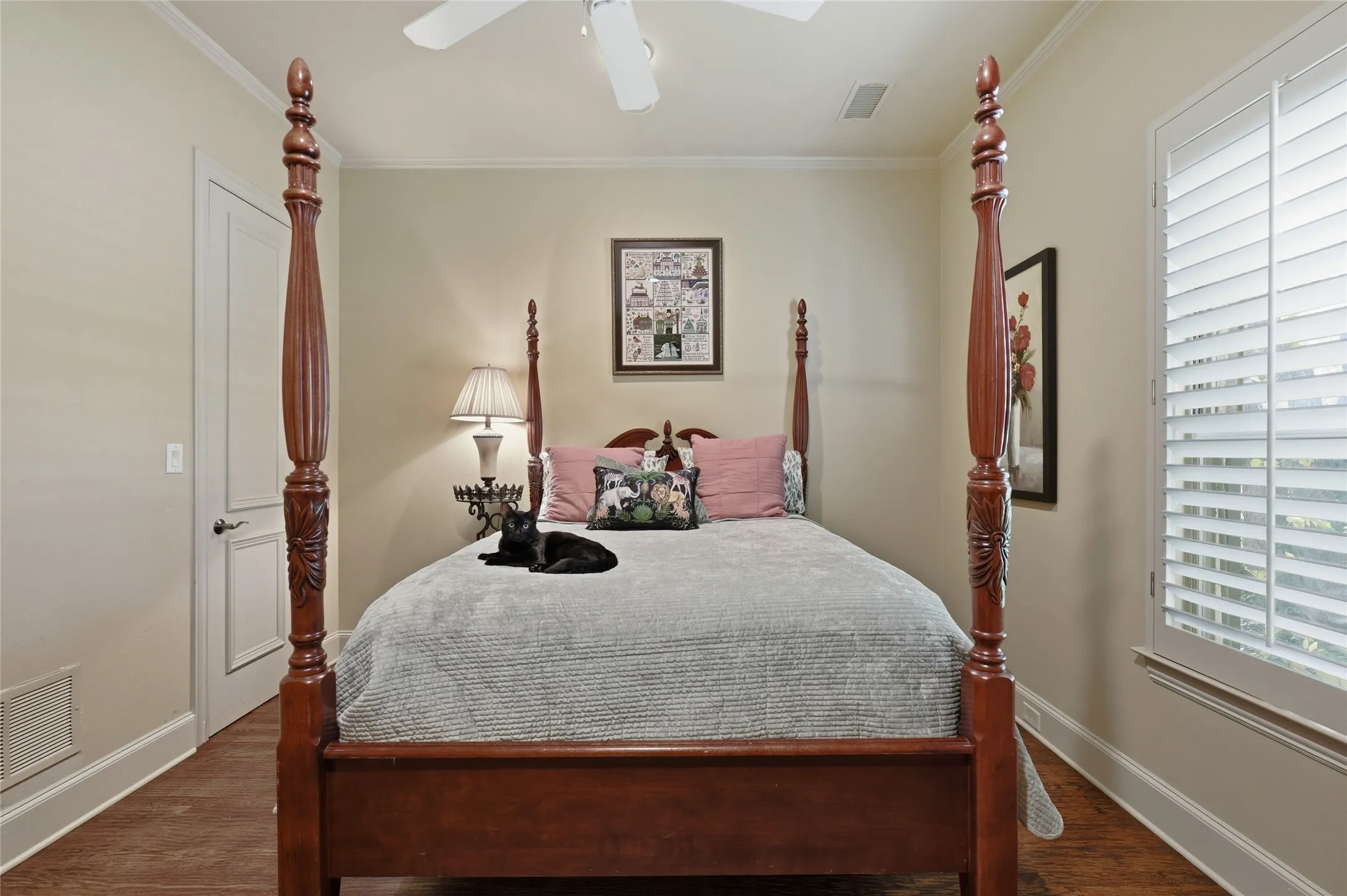 Single Family Residence For Sale in Collin County , 180 Horseshoe Bend, Fairview, Texas 75069, 5 Bedroom, 4 Bathroom, 4 Garage spaces, 5,440 Sqft, built in 2000, Preowned, Price $1,549,000, mls#21232772, Real Estate Agent in Fairview, Homes For Sale in Collin county, Homes For Sale in Fairview, Realtor in Fairview Texas, Real Estate Brokerage Independent Realty Texas, Luminita Cordes Realtor