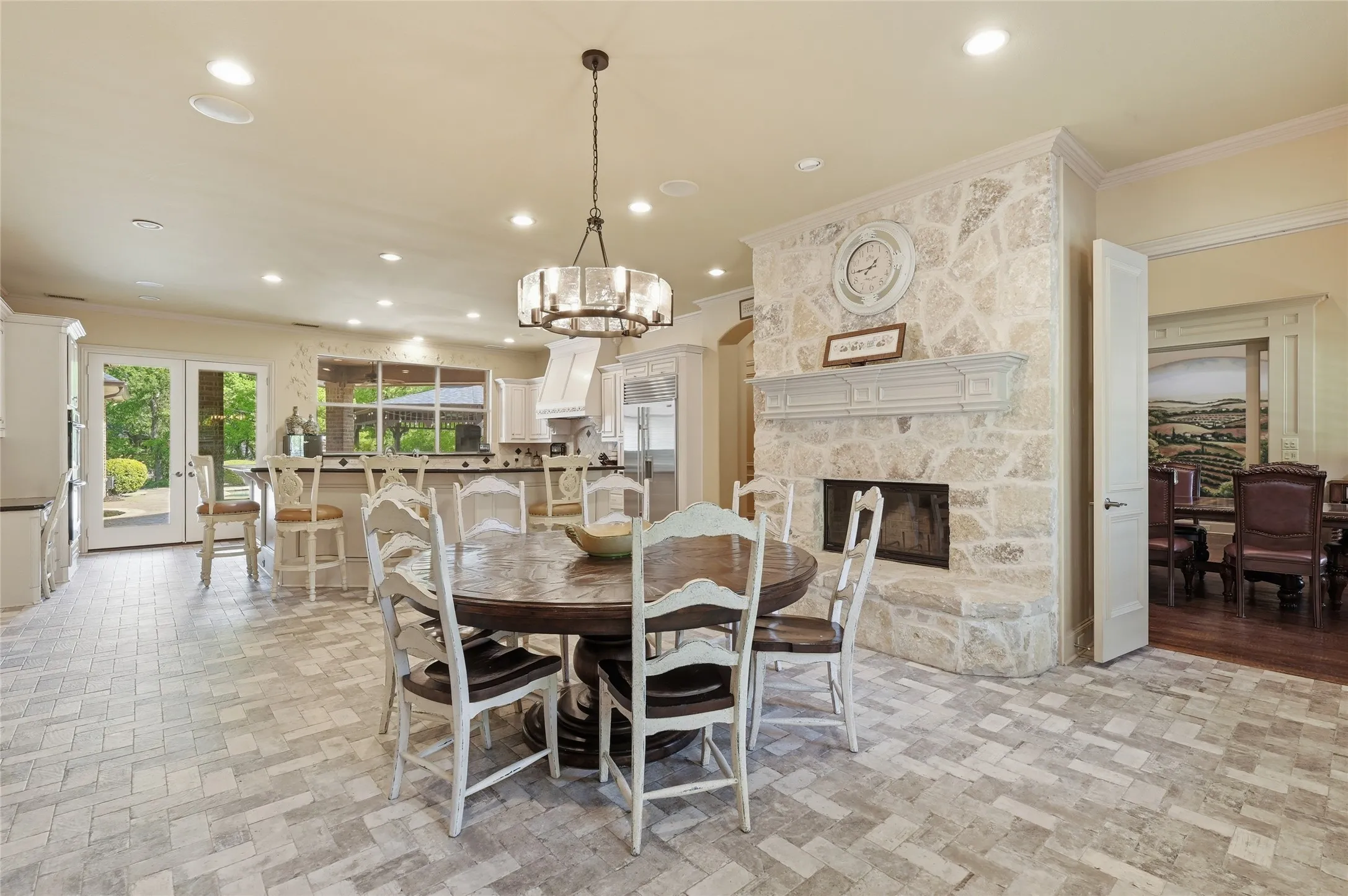 Single Family Residence For Sale in Collin County , 180 Horseshoe Bend, Fairview, Texas 75069, 5 Bedroom, 4 Bathroom, 4 Garage spaces, 5,440 Sqft, built in 2000, Preowned, Price $1,549,000, mls#21232772, Real Estate Agent in Fairview, Homes For Sale in Collin county, Homes For Sale in Fairview, Realtor in Fairview Texas, Real Estate Brokerage Independent Realty Texas, Luminita Cordes Realtor