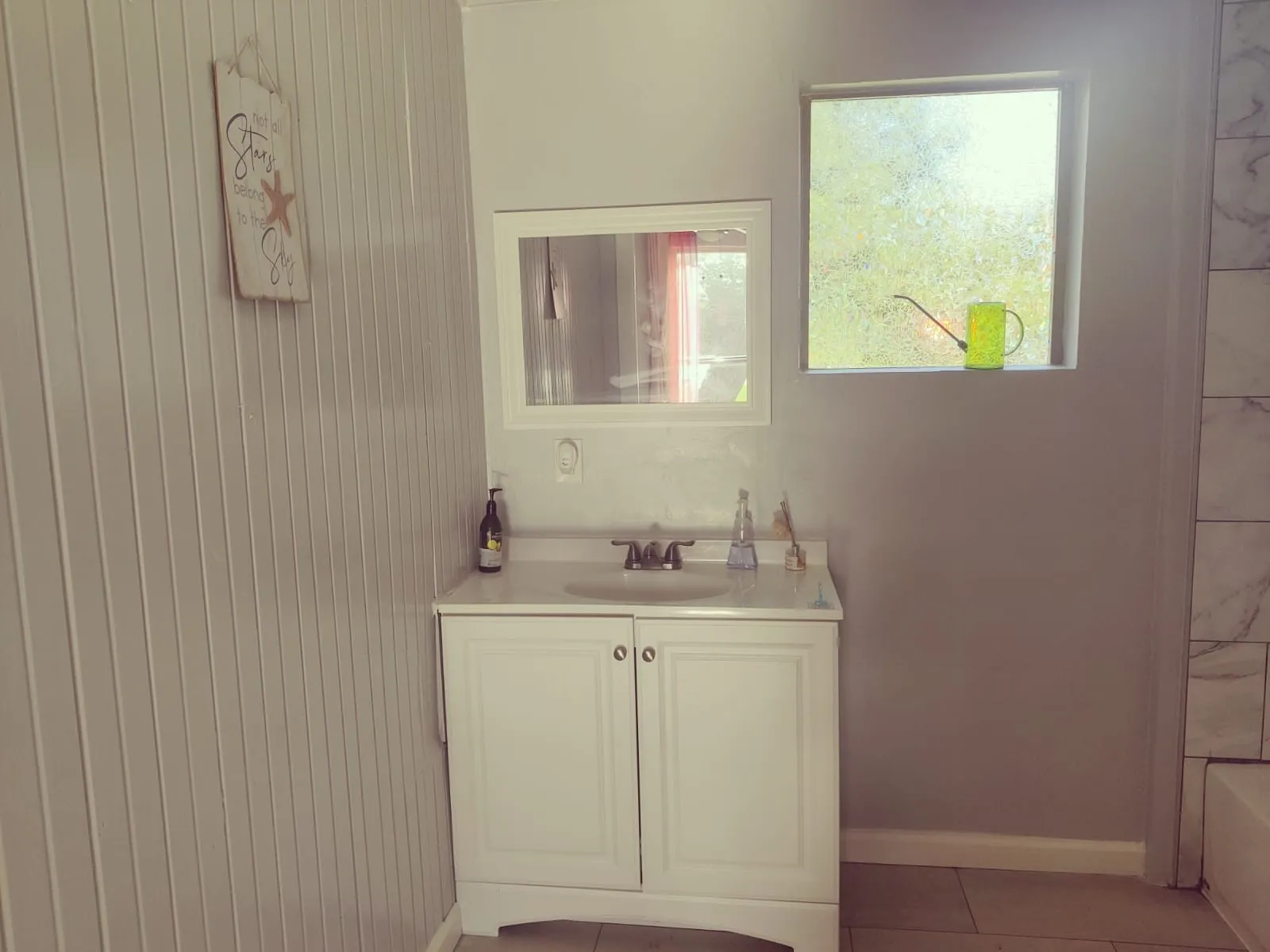 Full bathroom in bonus room