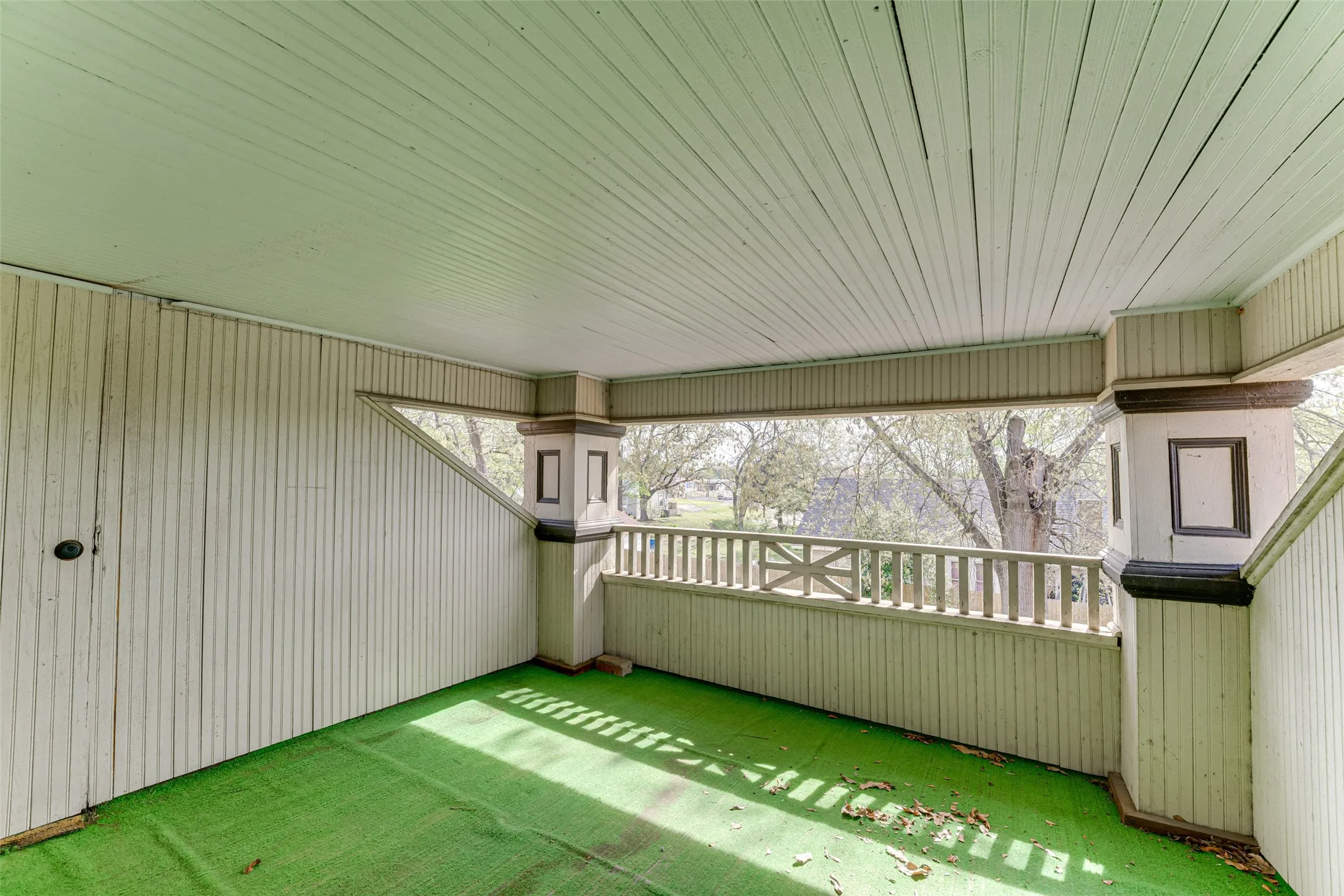 Second Floor Balcony #3