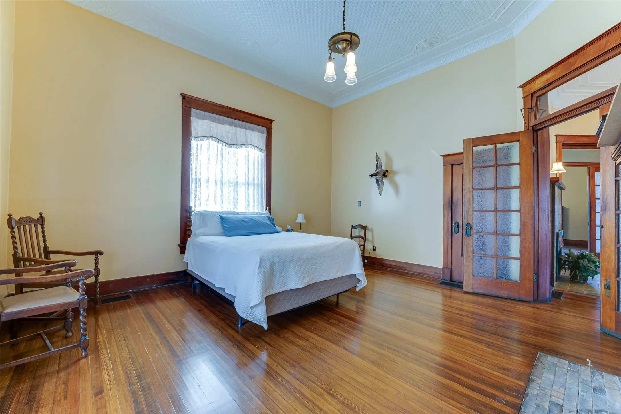 2nd Primary Suite off Rotunda