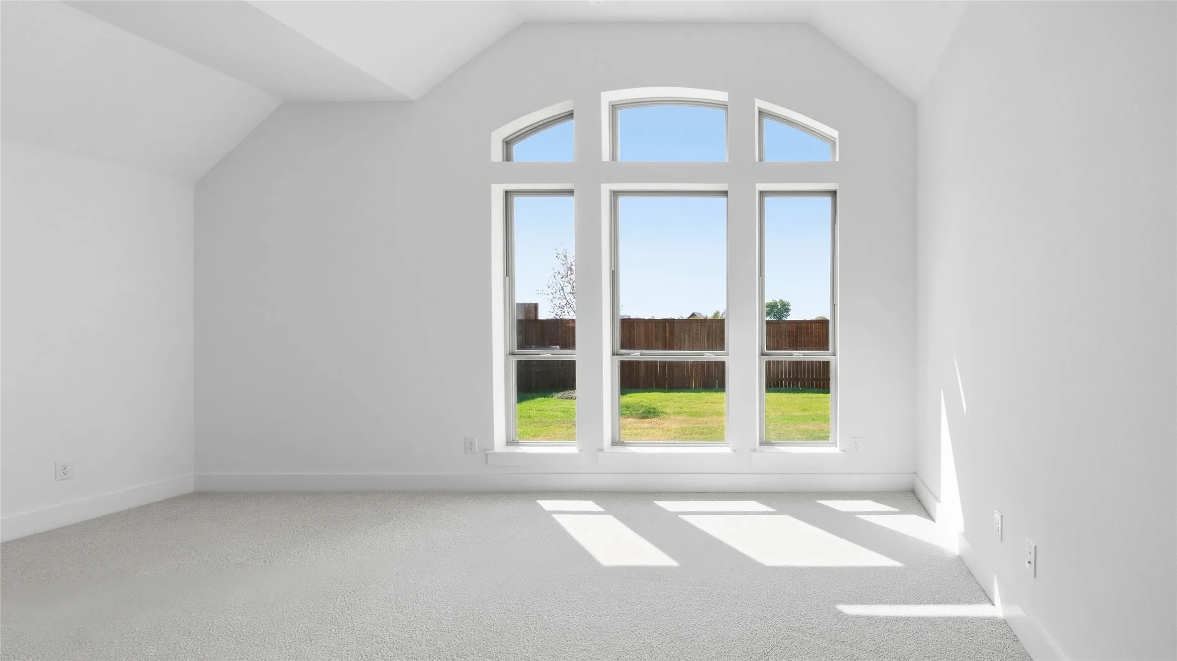 Single Family Residence For Sale in Kaufman County , 2712 Kirkhill Lane, Forney, Texas 75126, 4 Bedroom, 4 Bathroom, 3 Garage spaces, 2,493 Sqft, built in 2026, New Construction - Incomplete, mls#21236000, Real Estate Agent in Forney, Homes For Sale in Kaufman county, Homes For Sale in Forney, Realtor in Forney Texas, Real Estate Brokerage Independent Realty Texas, Luminita Cordes Realtor