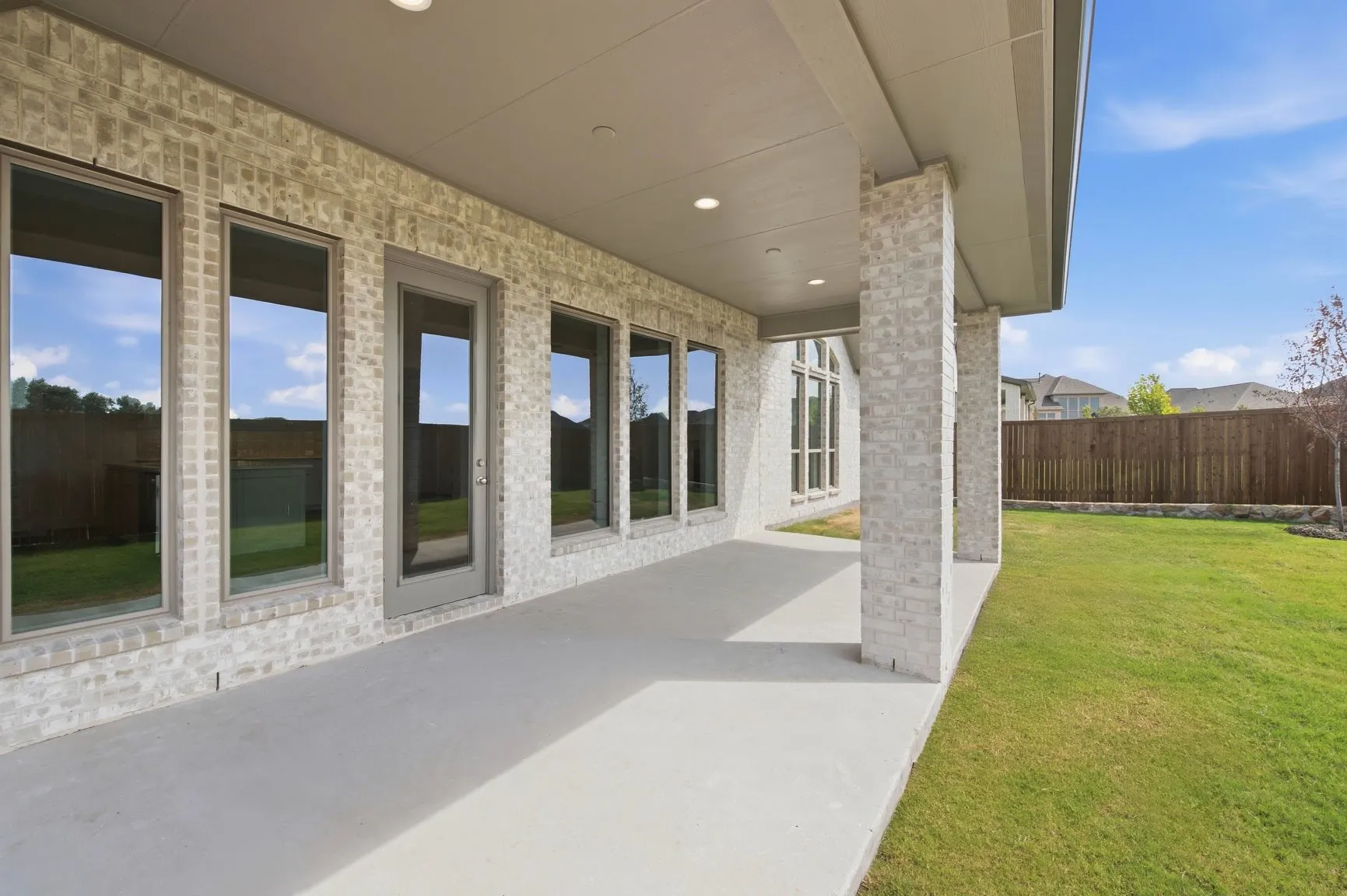 Single Family Residence For Sale in Kaufman County , 2712 Kirkhill Lane, Forney, Texas 75126, 4 Bedroom, 4 Bathroom, 3 Garage spaces, 2,493 Sqft, built in 2026, New Construction - Incomplete, mls#21236000, Real Estate Agent in Forney, Homes For Sale in Kaufman county, Homes For Sale in Forney, Realtor in Forney Texas, Real Estate Brokerage Independent Realty Texas, Luminita Cordes Realtor