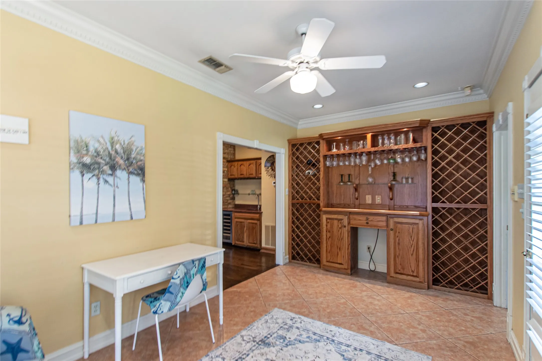 Single Family Residence For Sale in Smith County , 6609 Hollytree Circle, Tyler, Texas 75703, 4 Bedroom, 3 Bathroom, 2 Garage spaces, 3,584 Sqft, built in 1989, Preowned, Price $535,000, mls#21235266, Real Estate Agent in Tyler, Homes For Sale in Smith county, Homes For Sale in Tyler, Realtor in Tyler Texas, Real Estate Brokerage Independent Realty Texas, Luminita Cordes Realtor