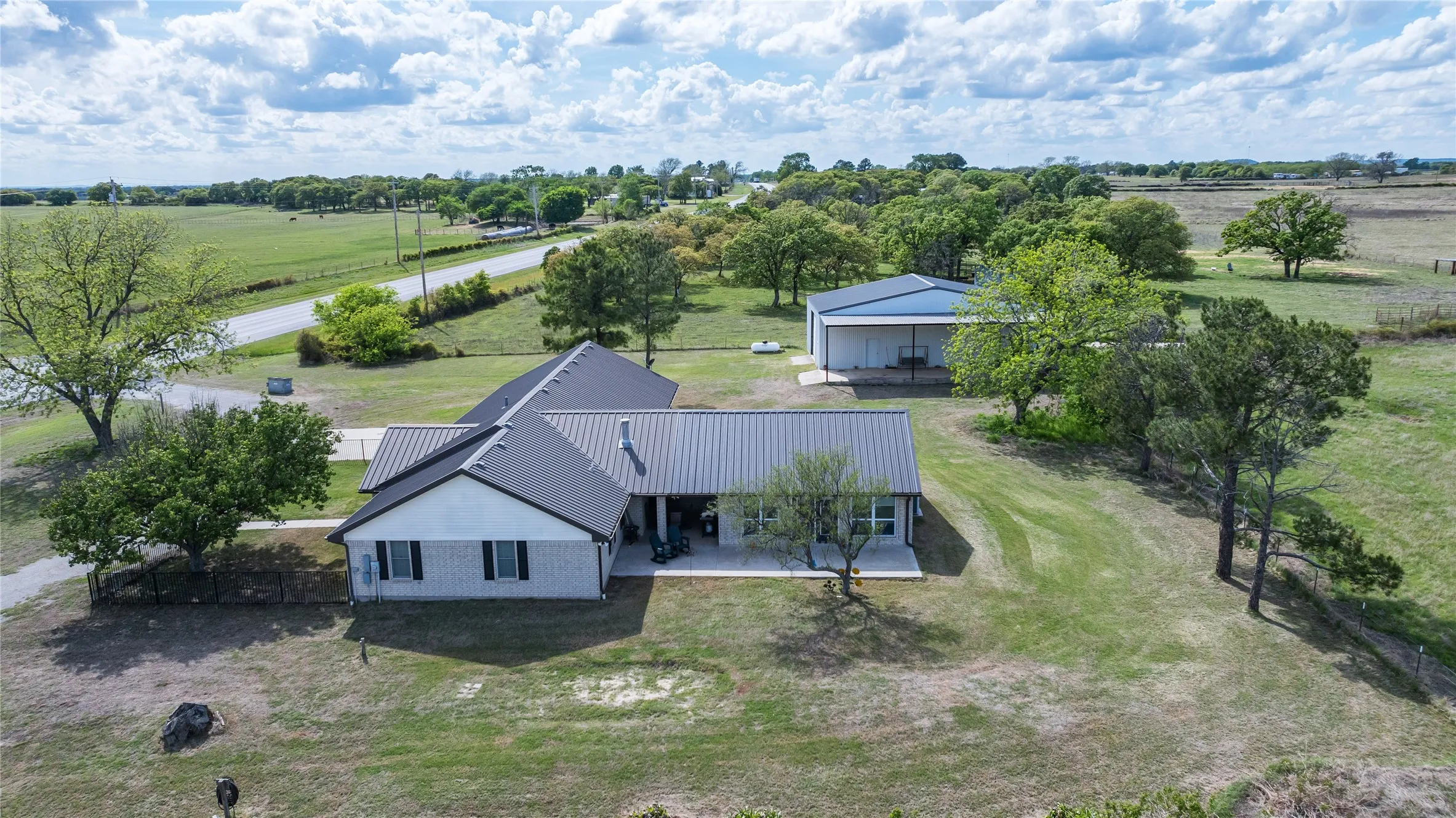 Single Family Residence For Sale in Callahan County , 13158 HWY 36, Cross Plains, Texas 76443, 4 Bedroom, 2 Bathroom, Garage spaces, 2,405 Sqft, built in 2008, Preowned, Price $449,900, mls#21233769, Real Estate Agent in Cross Plains, Homes For Sale in Callahan county, Homes For Sale in Cross Plains, Realtor in Cross Plains Texas, Real Estate Brokerage Independent Realty Texas, Luminita Cordes Realtor