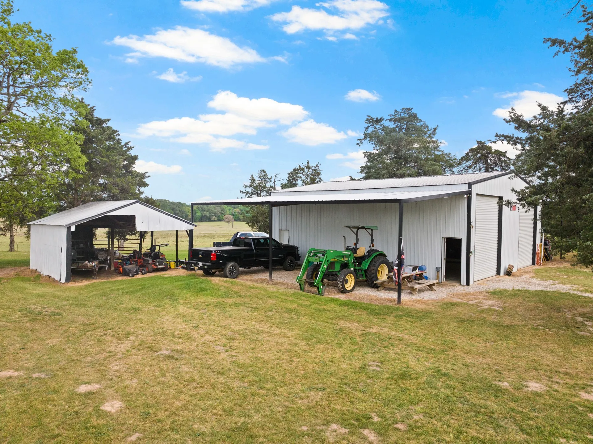 Single Family Residence For Sale in Wood County , 1018 County Road 4287, Winnsboro, Texas 75494, 3 Bedroom, 2 Bathroom, Garage spaces, 1,155 Sqft, built in 1865, Preowned, Price $1,200,000, mls#21235779, Real Estate Agent in Winnsboro, Homes For Sale in Wood county, Homes For Sale in Winnsboro, Realtor in Winnsboro Texas, Real Estate Brokerage Independent Realty Texas, Luminita Cordes Realtor