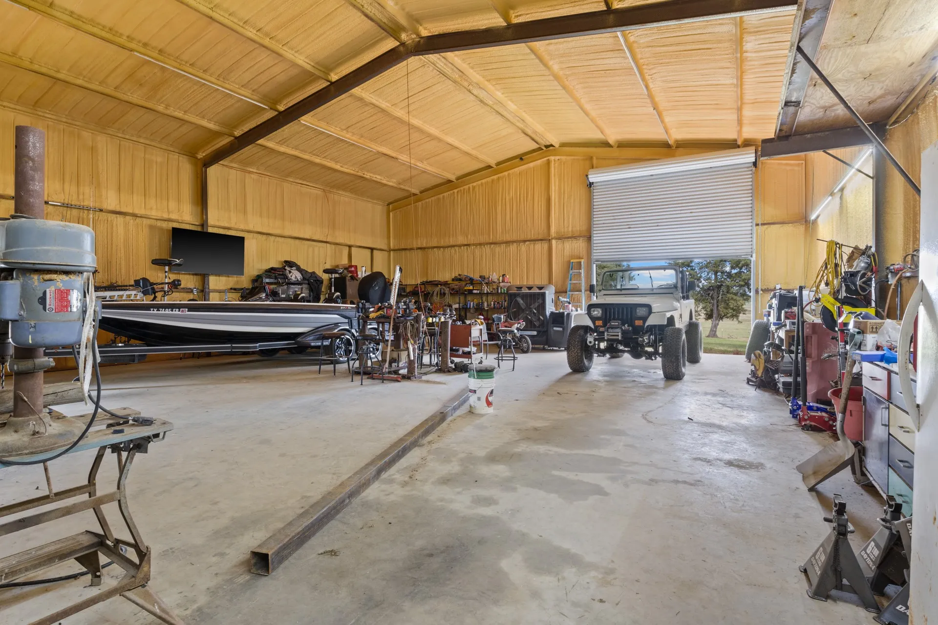Single Family Residence For Sale in Wood County , 1018 County Road 4287, Winnsboro, Texas 75494, 3 Bedroom, 2 Bathroom, Garage spaces, 1,155 Sqft, built in 1865, Preowned, Price $1,200,000, mls#21235779, Real Estate Agent in Winnsboro, Homes For Sale in Wood county, Homes For Sale in Winnsboro, Realtor in Winnsboro Texas, Real Estate Brokerage Independent Realty Texas, Luminita Cordes Realtor