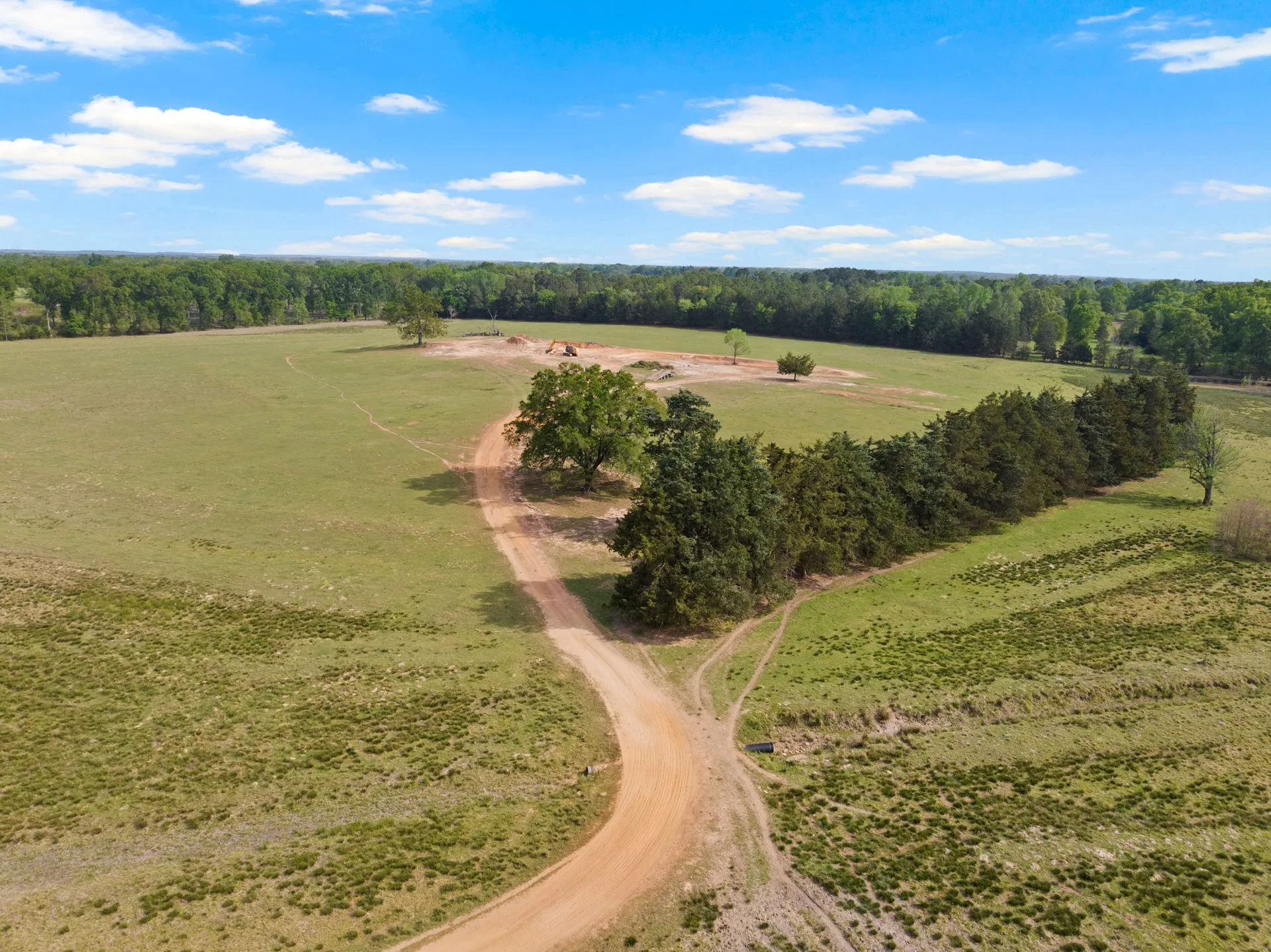 Single Family Residence For Sale in Wood County , 1018 County Road 4287, Winnsboro, Texas 75494, 3 Bedroom, 2 Bathroom, Garage spaces, 1,155 Sqft, built in 1865, Preowned, Price $1,200,000, mls#21235779, Real Estate Agent in Winnsboro, Homes For Sale in Wood county, Homes For Sale in Winnsboro, Realtor in Winnsboro Texas, Real Estate Brokerage Independent Realty Texas, Luminita Cordes Realtor