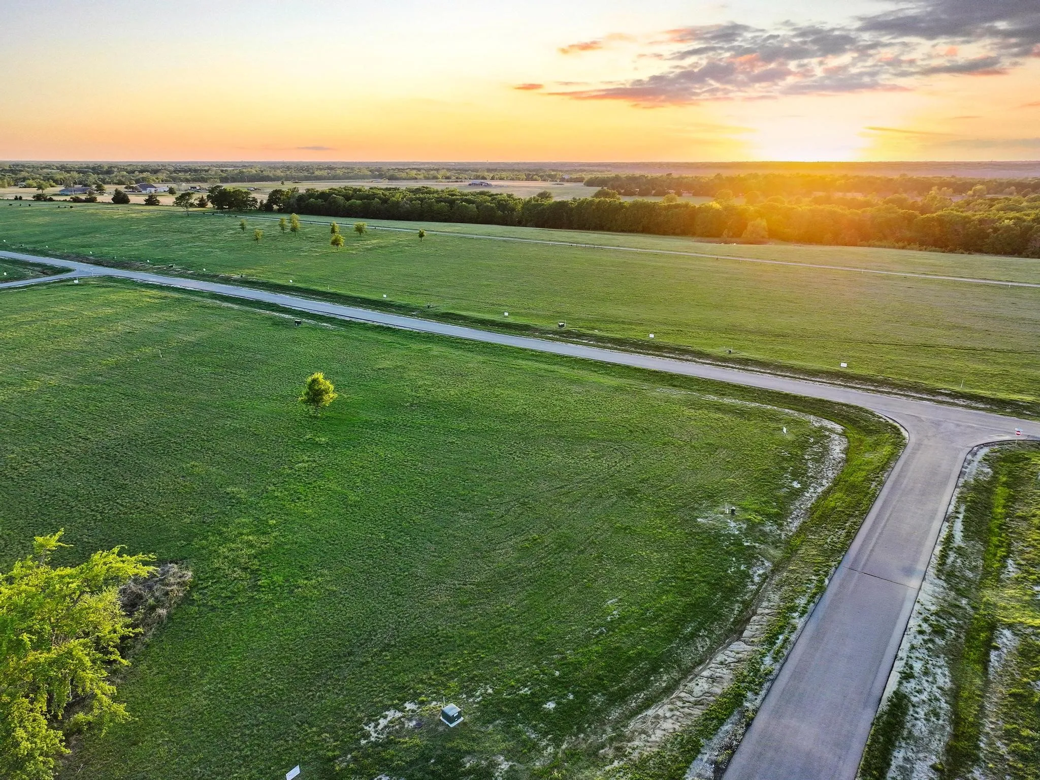 Unimproved Land For Sale in Fannin County , 210 Diamond Point, Dodd City, Texas 75438, 0, 0, Garage spaces, 0 Sqft, built in 0, mls#21236017, Real Estate Agent in Dodd City, Homes For Sale in Fannin county, Homes For Sale in Dodd City, Realtor in Dodd City Texas, Real Estate Brokerage Independent Realty Texas, Luminita Cordes Realtor