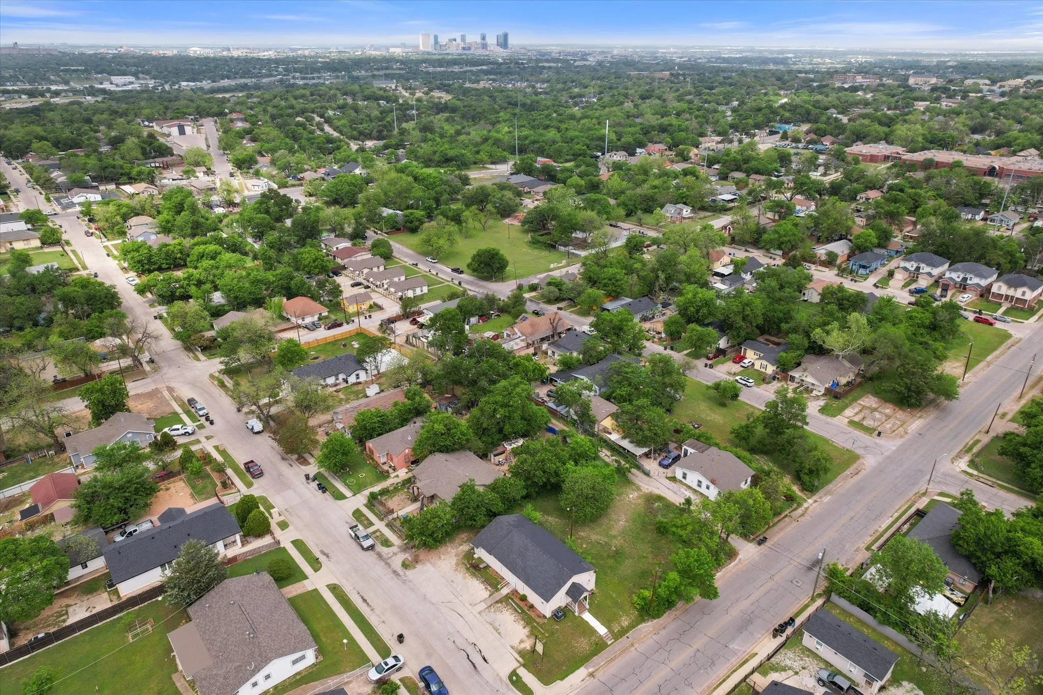 Unimproved Land For Sale in Tarrant County , 2612 Bishop Street, Fort Worth, Texas 76105, 0, 0, Garage spaces, 0 Sqft, built in 0, mls#21236072, Real Estate Agent in Fort Worth, Homes For Sale in Tarrant county, Homes For Sale in Fort Worth, Realtor in Fort Worth Texas, Real Estate Brokerage Independent Realty Texas, Luminita Cordes Realtor
