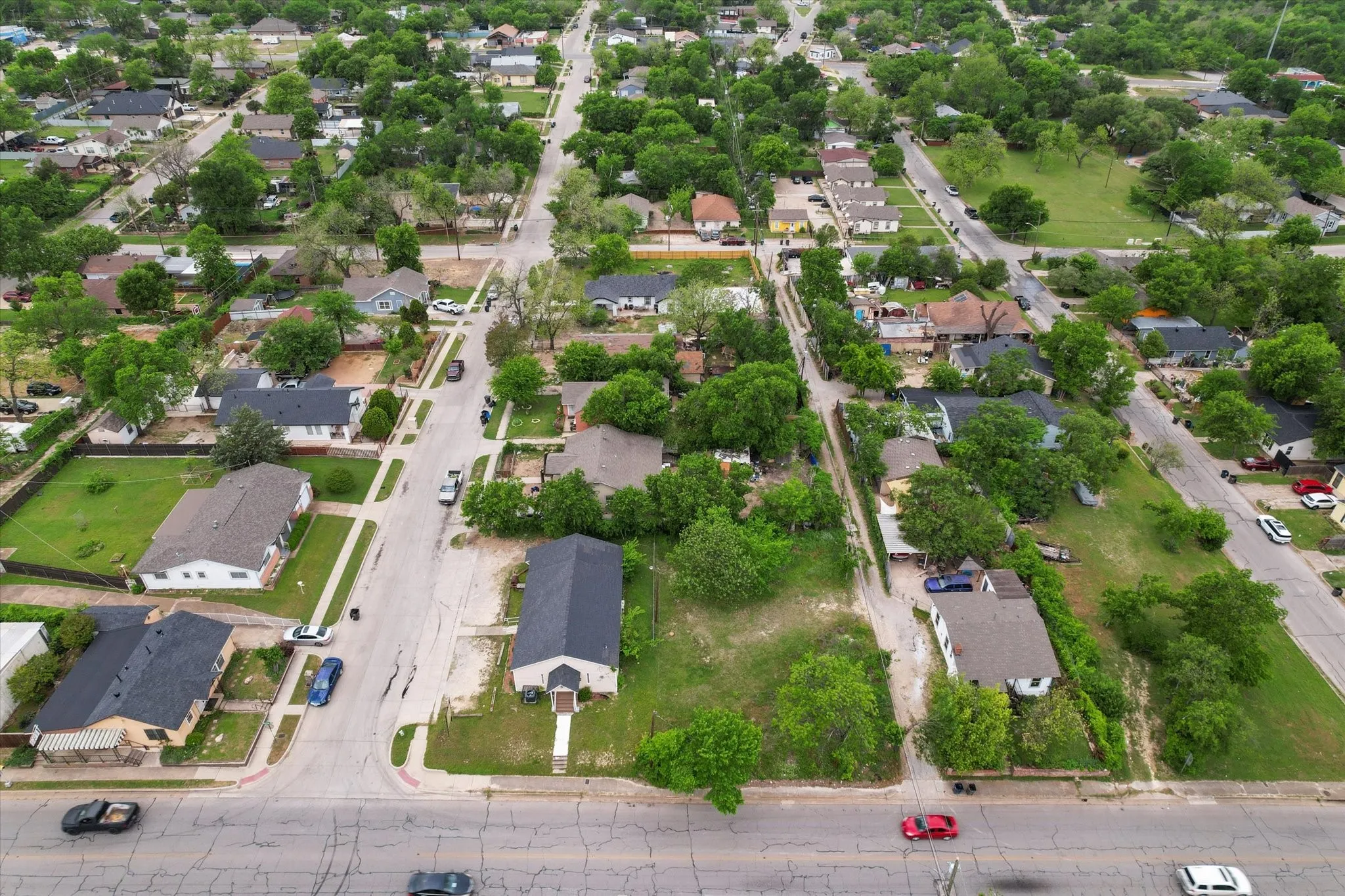 Unimproved Land For Sale in Tarrant County , 2612 Bishop Street, Fort Worth, Texas 76105, 0, 0, Garage spaces, 0 Sqft, built in 0, mls#21236072, Real Estate Agent in Fort Worth, Homes For Sale in Tarrant county, Homes For Sale in Fort Worth, Realtor in Fort Worth Texas, Real Estate Brokerage Independent Realty Texas, Luminita Cordes Realtor