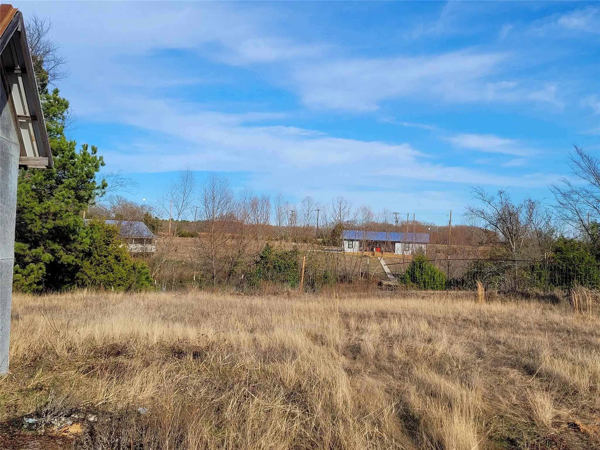 Single Family Residence For Sale in Wood County , 261 Private Road 5182, Quitman, Texas 75783, 3 Bedroom, 3 Bathroom, Garage spaces, 3,404 Sqft, built in 2022, Preowned, mls#21235360, Real Estate Agent in Quitman, Homes For Sale in Wood county, Homes For Sale in Quitman, Realtor in Quitman Texas, Real Estate Brokerage Independent Realty Texas, Luminita Cordes Realtor