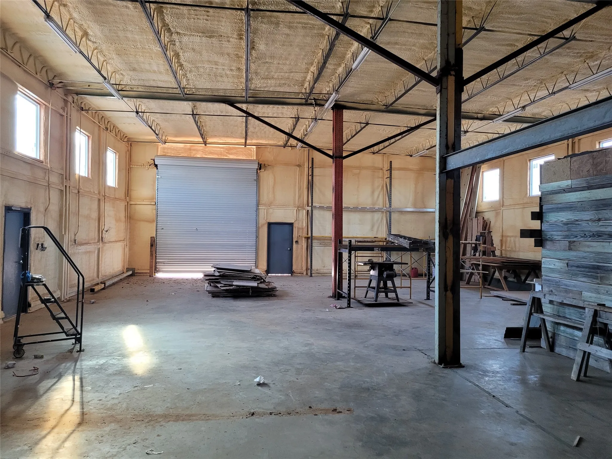 Single Family Residence For Sale in Wood County , 261 Private Road 5182, Quitman, Texas 75783, 3 Bedroom, 3 Bathroom, Garage spaces, 3,404 Sqft, built in 2022, Preowned, mls#21235360, Real Estate Agent in Quitman, Homes For Sale in Wood county, Homes For Sale in Quitman, Realtor in Quitman Texas, Real Estate Brokerage Independent Realty Texas, Luminita Cordes Realtor