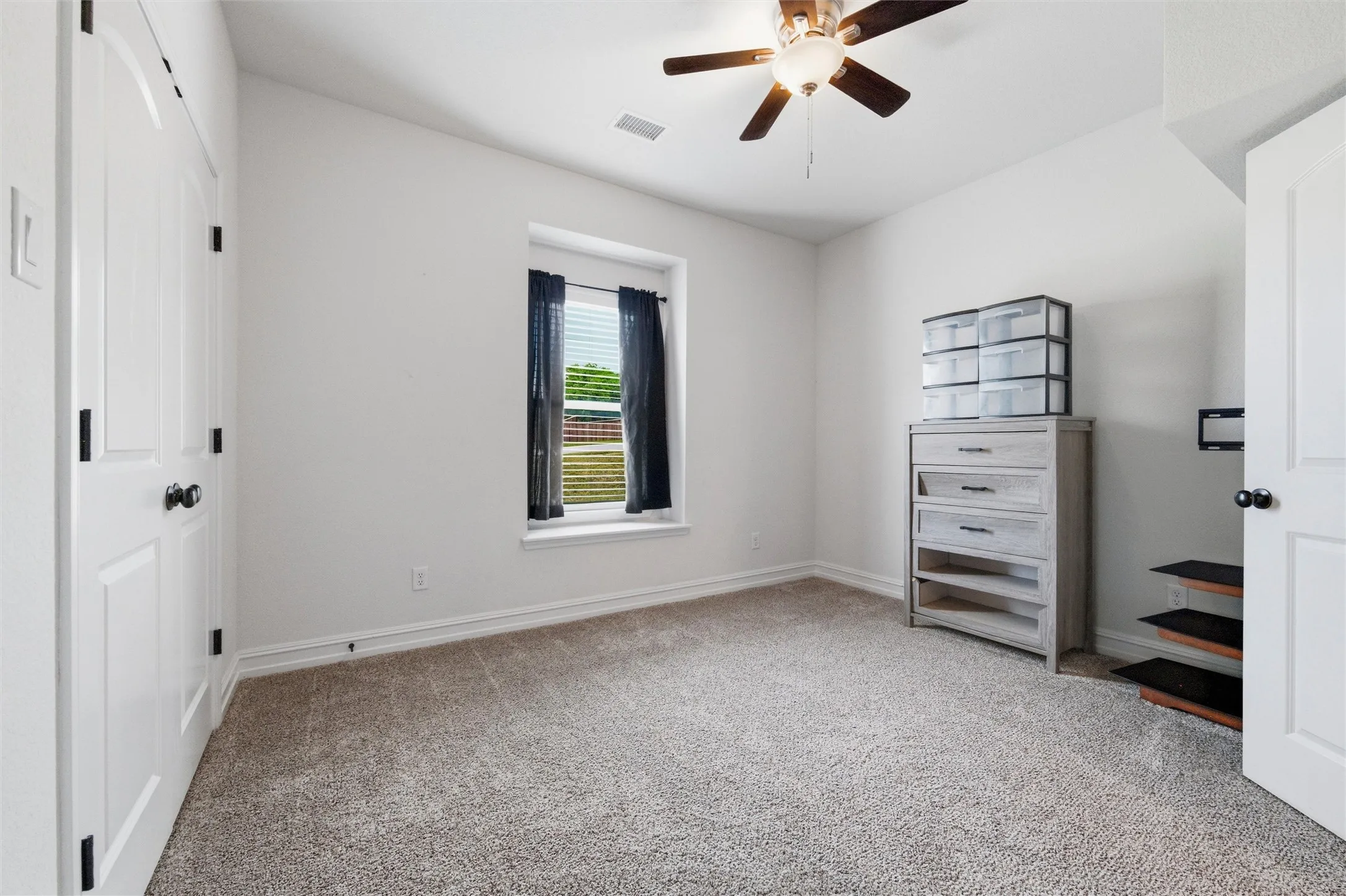 Single Family Residence For Sale in Johnson County , 2501 Bunker Hill Drive, Burleson, Texas 76028, 4 Bedroom, 3 Bathroom, 2 Garage spaces, 2,551 Sqft, built in 2021, Preowned, Price $425,000, mls#21232207, Real Estate Agent in Burleson, Homes For Sale in Johnson county, Homes For Sale in Burleson, Realtor in Burleson Texas, Real Estate Brokerage Independent Realty Texas, Luminita Cordes Realtor