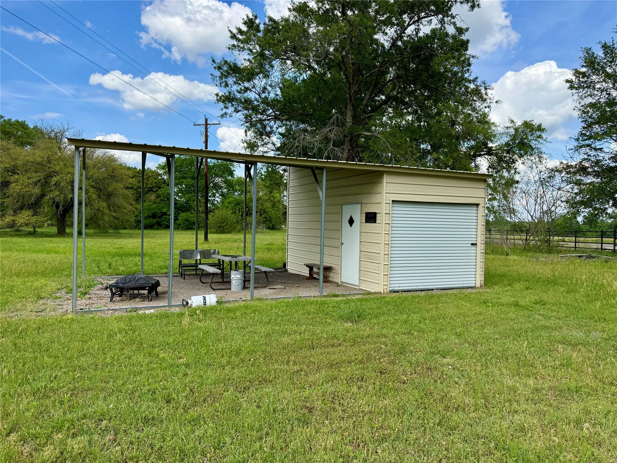 Mobile Home For Sale in Van Zandt County , 764 Fm 1255, Grand Saline, Texas 75140, 3 Bedroom, 2 Bathroom, Garage spaces, 1,408 Sqft, built in 2021, Preowned, Price $313,500, mls#21230453, Real Estate Agent in Grand Saline, Homes For Sale in Van Zandt county, Homes For Sale in Grand Saline, Realtor in Grand Saline Texas, Real Estate Brokerage Independent Realty Texas, Luminita Cordes Realtor
