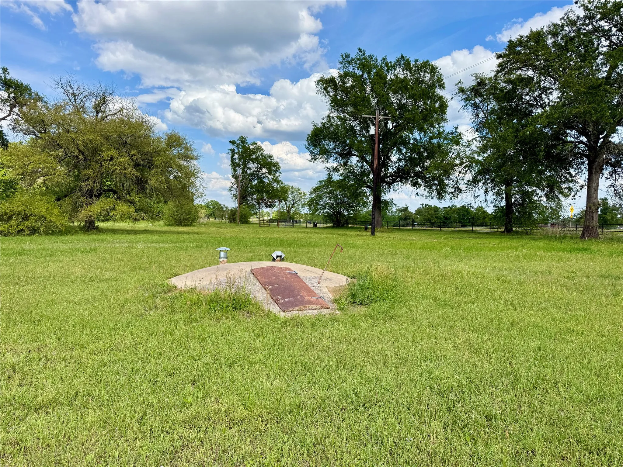 Mobile Home For Sale in Van Zandt County , 764 Fm 1255, Grand Saline, Texas 75140, 3 Bedroom, 2 Bathroom, Garage spaces, 1,408 Sqft, built in 2021, Preowned, Price $313,500, mls#21230453, Real Estate Agent in Grand Saline, Homes For Sale in Van Zandt county, Homes For Sale in Grand Saline, Realtor in Grand Saline Texas, Real Estate Brokerage Independent Realty Texas, Luminita Cordes Realtor