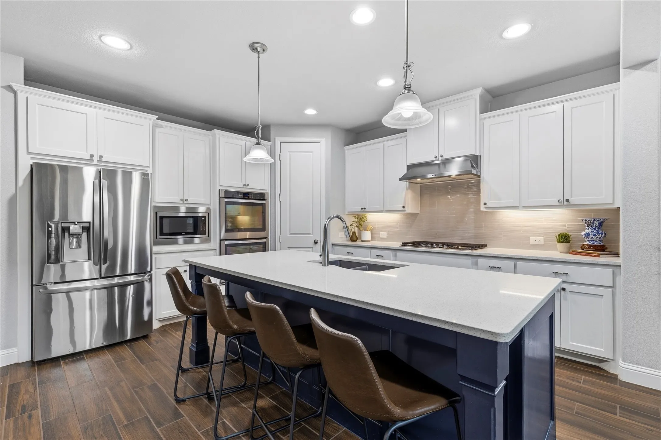 Single Family Residence For Sale in Collin County , 1319 Bridgewater Boulevard, Celina, Texas 75009, 5 Bedroom, 4 Bathroom, 3 Garage spaces, 3,585 Sqft, built in 2018, Preowned, mls#21235644, Real Estate Agent in Celina, Homes For Sale in Collin county, Homes For Sale in Celina, Realtor in Celina Texas, Real Estate Brokerage Independent Realty Texas, Luminita Cordes Realtor