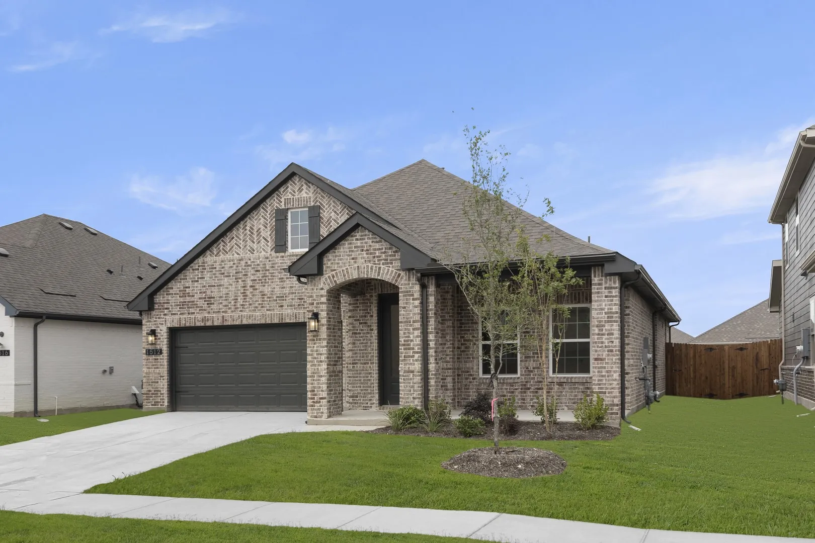 02. 1512 Eagle Meadow - Front (2)