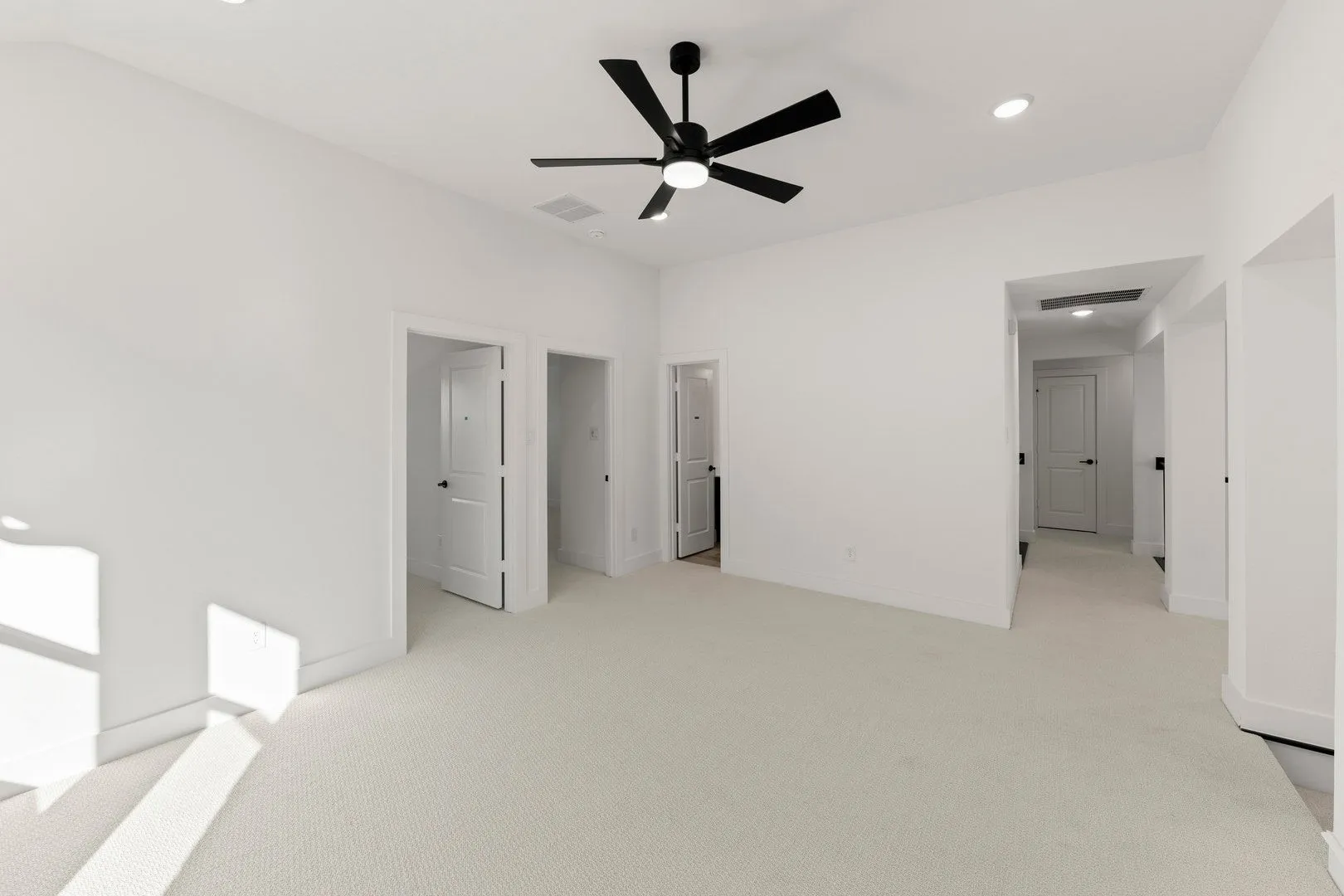Single Family Residence For Sale in Denton County , 6300 Muller Creek Drive, Celina, Texas 75009, 6 Bedroom, 4 Bathroom, 2 Garage spaces, 3,506 Sqft, built in 2025, New Construction - Complete, mls#21236207, Real Estate Agent in Celina, Homes For Sale in Denton county, Homes For Sale in Celina, Realtor in Celina Texas, Real Estate Brokerage Independent Realty Texas, Luminita Cordes Realtor