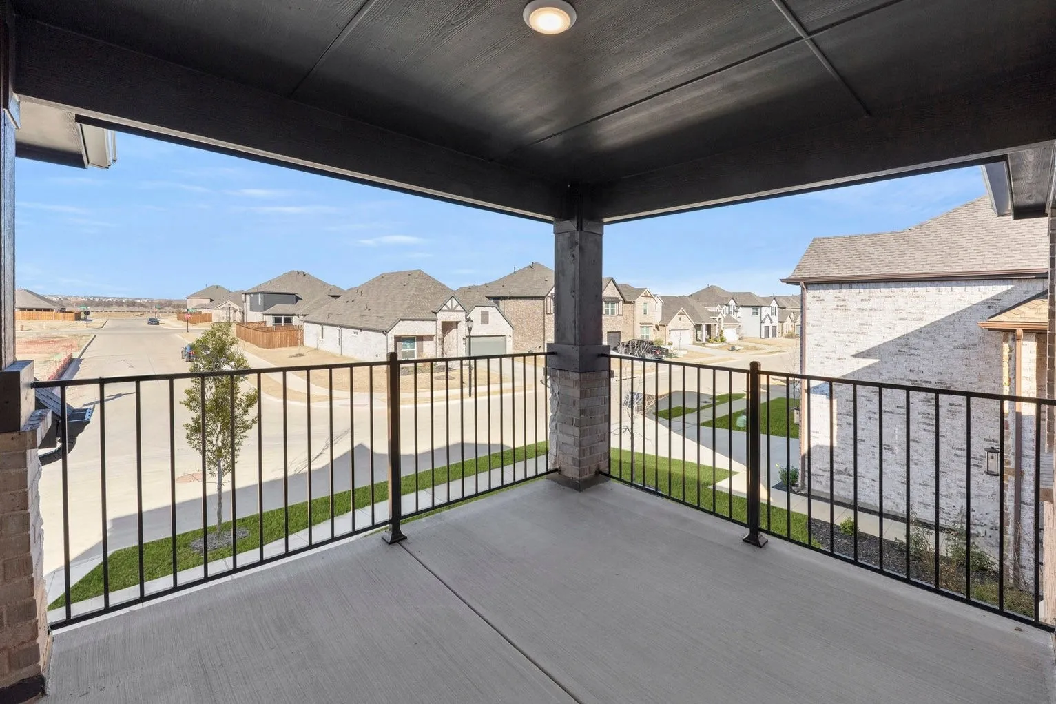 Single Family Residence For Sale in Denton County , 6300 Muller Creek Drive, Celina, Texas 75009, 6 Bedroom, 4 Bathroom, 2 Garage spaces, 3,506 Sqft, built in 2025, New Construction - Complete, mls#21236207, Real Estate Agent in Celina, Homes For Sale in Denton county, Homes For Sale in Celina, Realtor in Celina Texas, Real Estate Brokerage Independent Realty Texas, Luminita Cordes Realtor