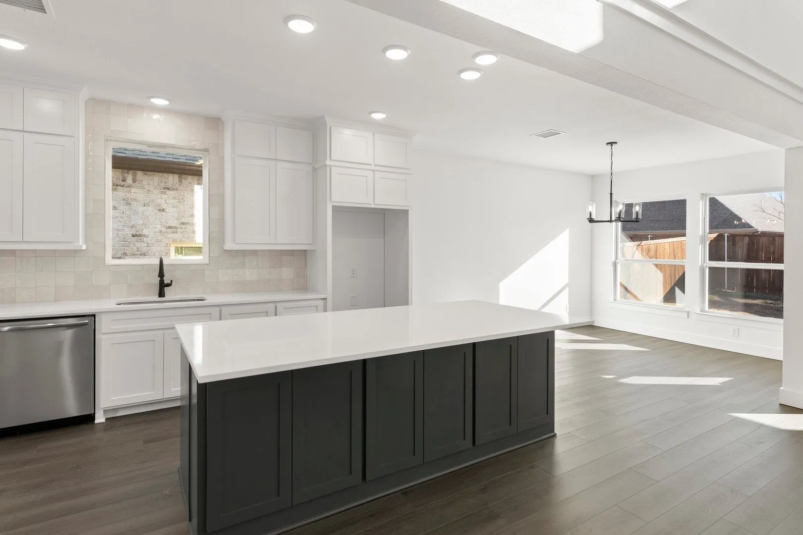 Single Family Residence For Sale in Denton County , 6300 Muller Creek Drive, Celina, Texas 75009, 6 Bedroom, 4 Bathroom, 2 Garage spaces, 3,506 Sqft, built in 2025, New Construction - Complete, mls#21236207, Real Estate Agent in Celina, Homes For Sale in Denton county, Homes For Sale in Celina, Realtor in Celina Texas, Real Estate Brokerage Independent Realty Texas, Luminita Cordes Realtor
