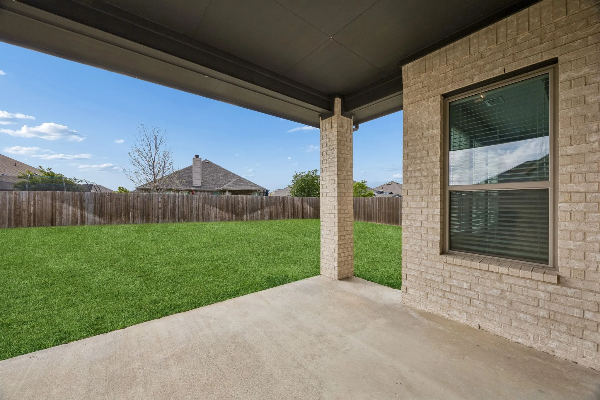 Single Family Residence For Sale in Kaufman County , 117 Joshua Tree Court, Forney, Texas 75126, 5 Bedroom, 4 Bathroom, 2 Garage spaces, 3,050 Sqft, built in 2021, Preowned, mls#21235914, Real Estate Agent in Forney, Homes For Sale in Kaufman county, Homes For Sale in Forney, Realtor in Forney Texas, Real Estate Brokerage Independent Realty Texas, Luminita Cordes Realtor