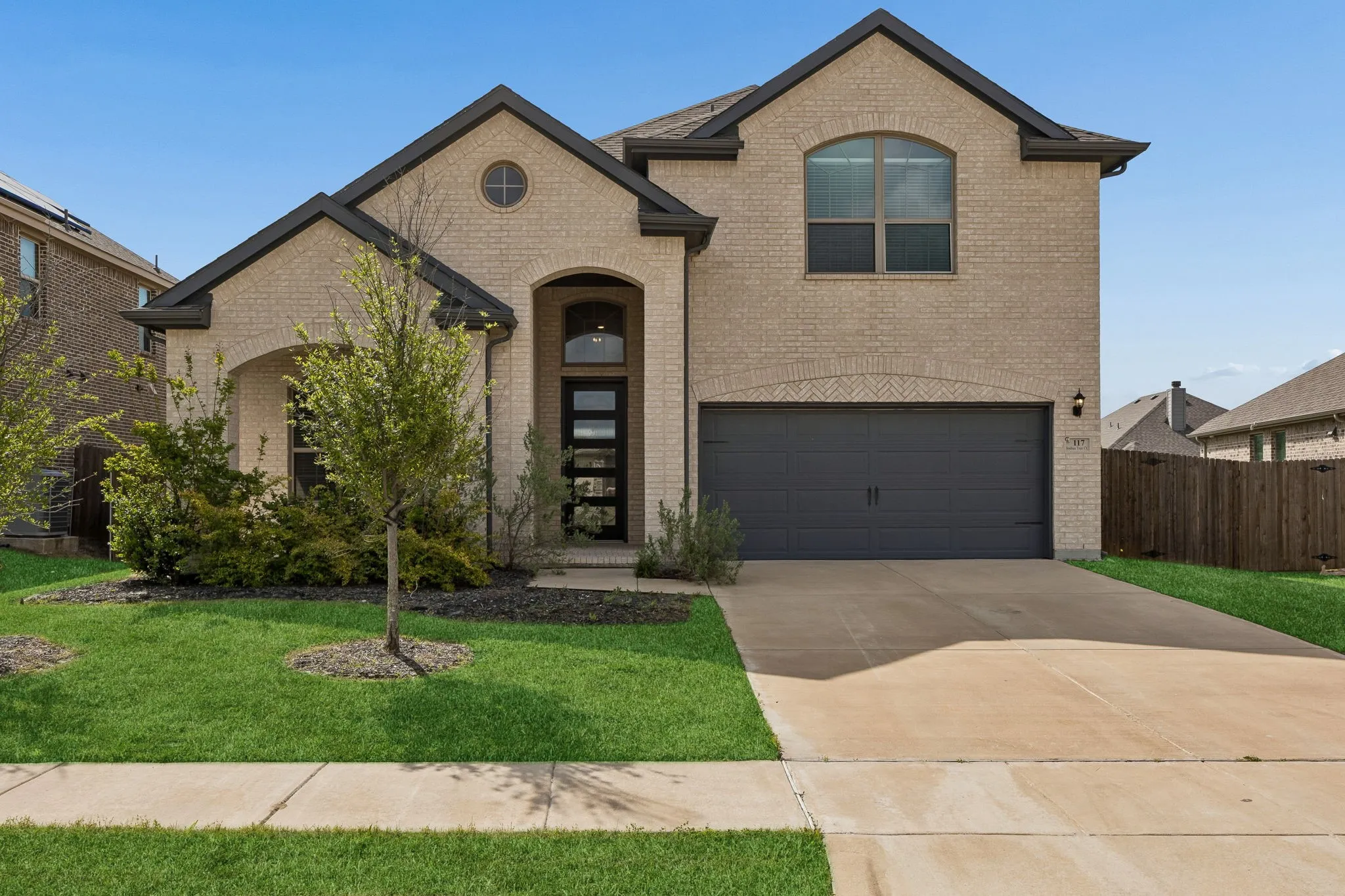 Single Family Residence For Sale in Kaufman County , 117 Joshua Tree Court, Forney, Texas 75126, 5 Bedroom, 4 Bathroom, 2 Garage spaces, 3,050 Sqft, built in 2021, Preowned, mls#21235914, Real Estate Agent in Forney, Homes For Sale in Kaufman county, Homes For Sale in Forney, Realtor in Forney Texas, Real Estate Brokerage Independent Realty Texas, Luminita Cordes Realtor