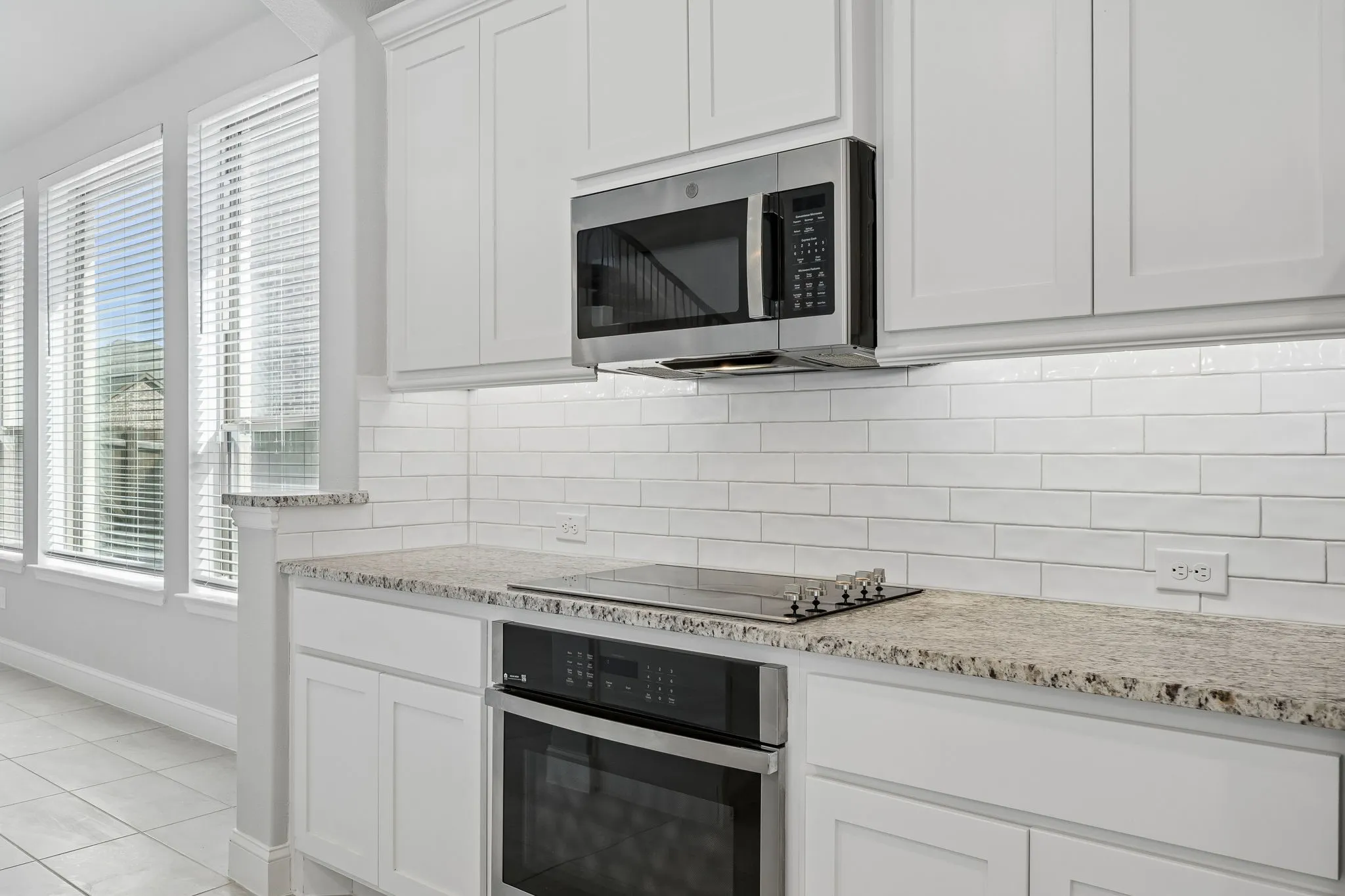 Single Family Residence For Sale in Kaufman County , 117 Joshua Tree Court, Forney, Texas 75126, 5 Bedroom, 4 Bathroom, 2 Garage spaces, 3,050 Sqft, built in 2021, Preowned, mls#21235914, Real Estate Agent in Forney, Homes For Sale in Kaufman county, Homes For Sale in Forney, Realtor in Forney Texas, Real Estate Brokerage Independent Realty Texas, Luminita Cordes Realtor