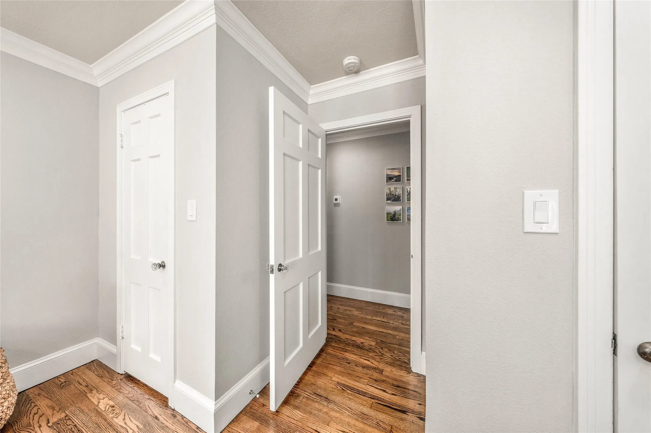 Single Family Residence For Sale in Mc Lennan County , 3218 Cumberland Avenue, Waco, Texas 76707, 3 Bedroom, 2 Bathroom, 2 Garage spaces, 2,112 Sqft, built in 1948, mls#21236198, Real Estate Agent in Waco, Homes For Sale in Mc Lennan county, Homes For Sale in Waco, Realtor in Waco Texas, Real Estate Brokerage Independent Realty Texas, Luminita Cordes Realtor