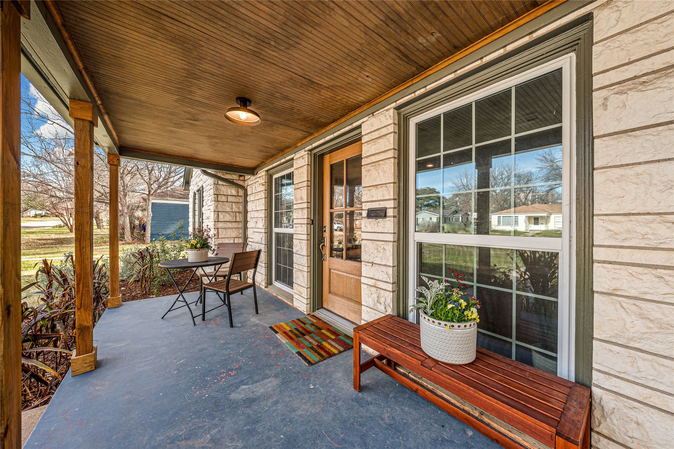 Single Family Residence For Sale in Mc Lennan County , 3218 Cumberland Avenue, Waco, Texas 76707, 3 Bedroom, 2 Bathroom, 2 Garage spaces, 2,112 Sqft, built in 1948, mls#21236198, Real Estate Agent in Waco, Homes For Sale in Mc Lennan county, Homes For Sale in Waco, Realtor in Waco Texas, Real Estate Brokerage Independent Realty Texas, Luminita Cordes Realtor