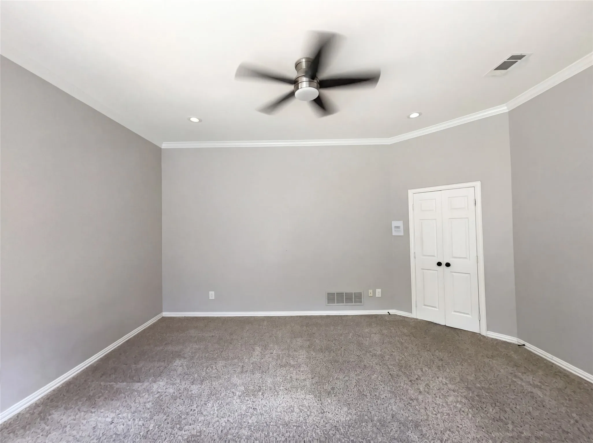 Single Family Residence For Sale in Denton County , 2400 Creekview Drive, Plano, Texas 75093, 5 Bedroom, 3 Bathroom, 2 Garage spaces, 2,939 Sqft, built in 1993, mls#21236252, Real Estate Agent in Plano, Homes For Sale in Denton county, Homes For Sale in Plano, Realtor in Plano Texas, Real Estate Brokerage Independent Realty Texas, Luminita Cordes Realtor