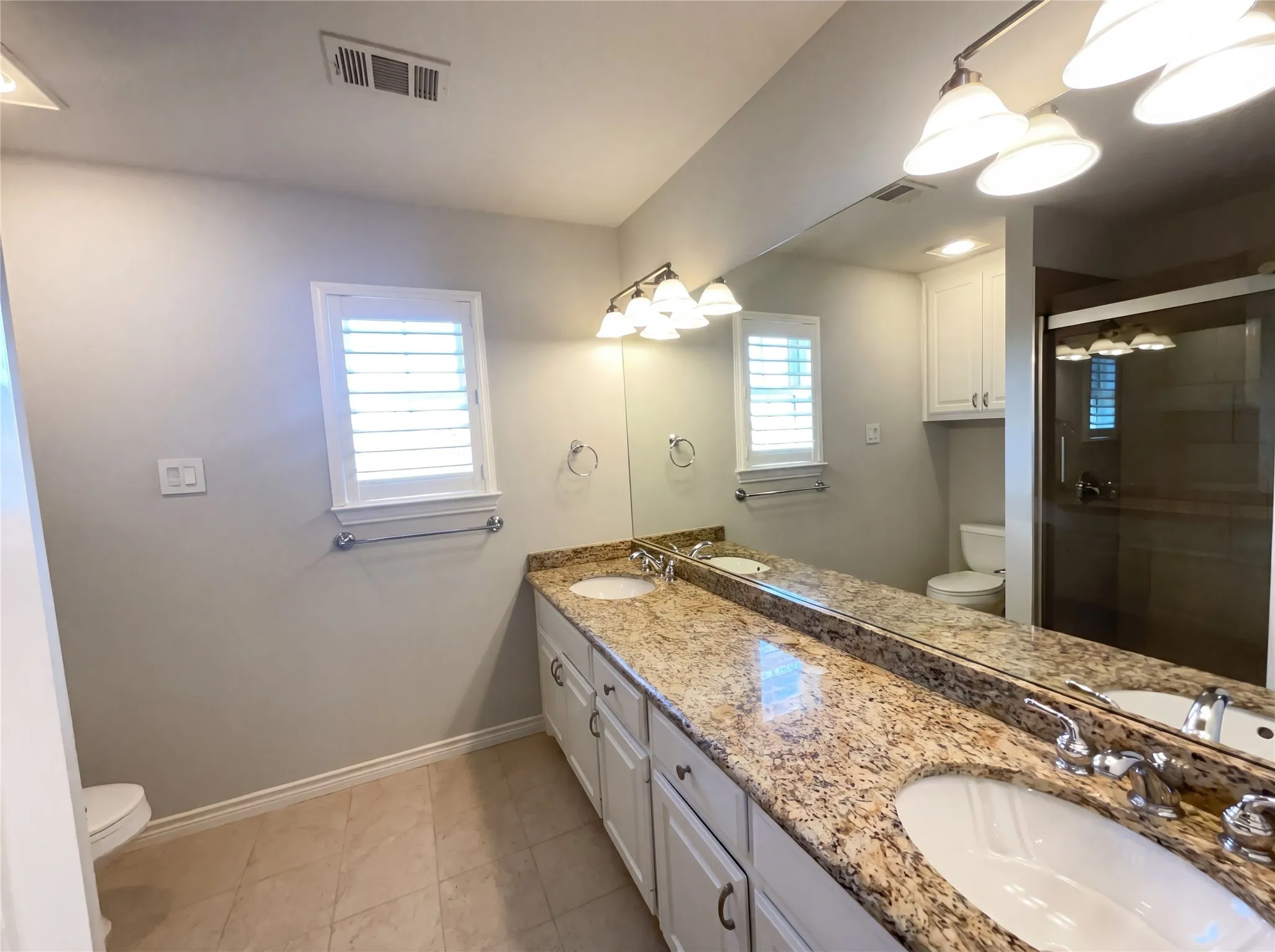 Single Family Residence For Sale in Denton County , 2400 Creekview Drive, Plano, Texas 75093, 5 Bedroom, 3 Bathroom, 2 Garage spaces, 2,939 Sqft, built in 1993, mls#21236252, Real Estate Agent in Plano, Homes For Sale in Denton county, Homes For Sale in Plano, Realtor in Plano Texas, Real Estate Brokerage Independent Realty Texas, Luminita Cordes Realtor
