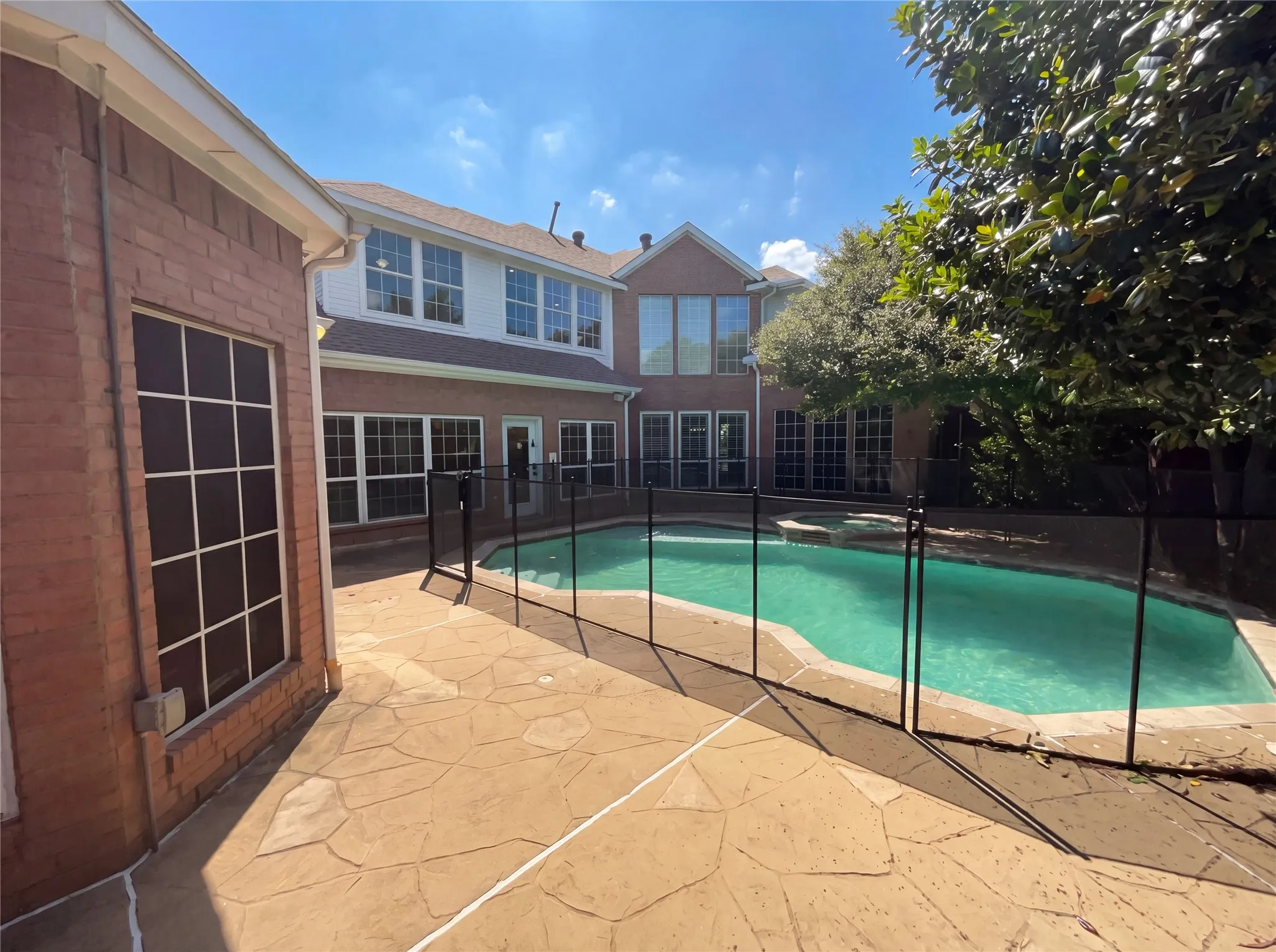 Single Family Residence For Sale in Denton County , 2400 Creekview Drive, Plano, Texas 75093, 5 Bedroom, 3 Bathroom, 2 Garage spaces, 2,939 Sqft, built in 1993, mls#21236252, Real Estate Agent in Plano, Homes For Sale in Denton county, Homes For Sale in Plano, Realtor in Plano Texas, Real Estate Brokerage Independent Realty Texas, Luminita Cordes Realtor