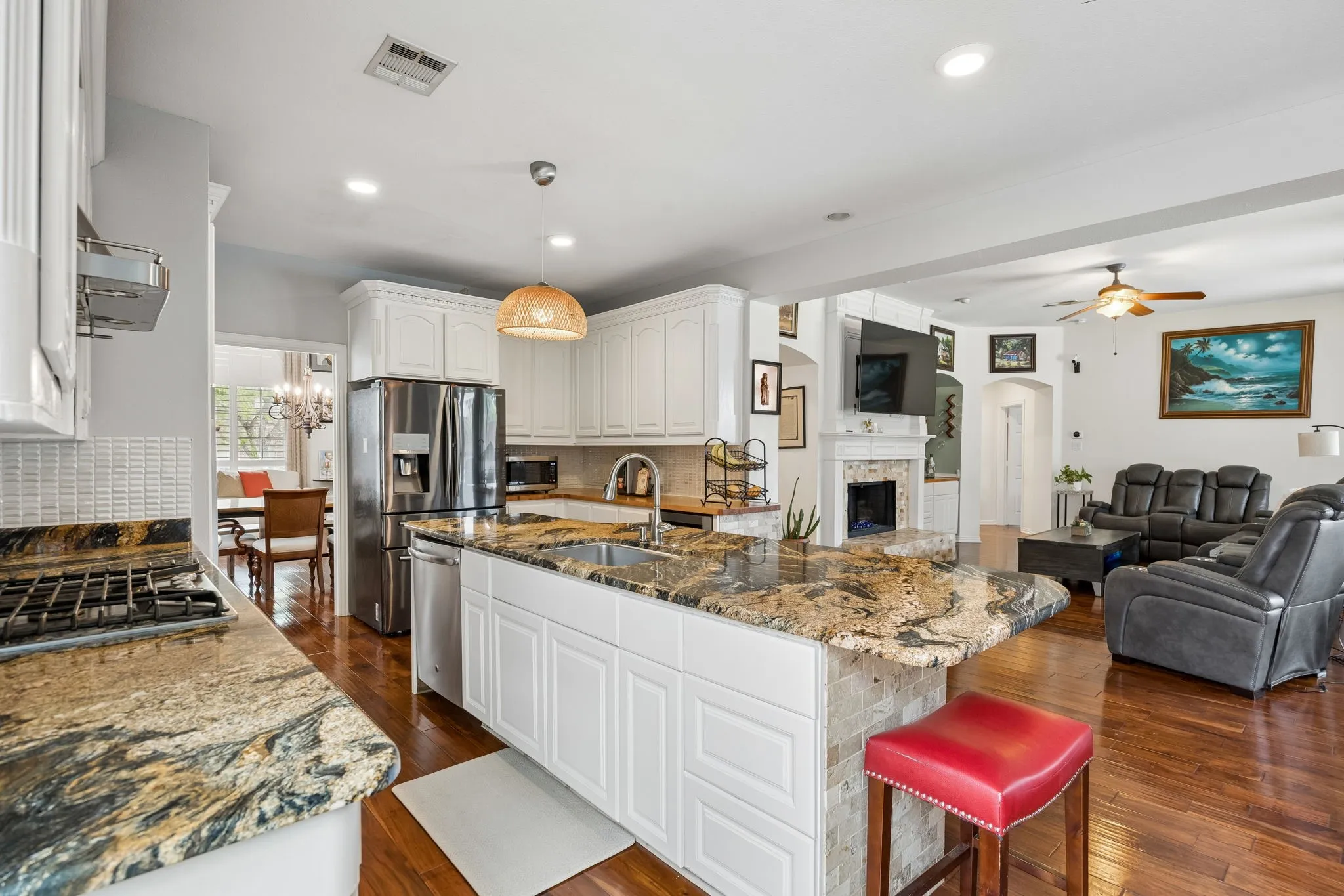 Single Family Residence For Sale in Collin County , 706 Furman Court, Allen, Texas 75013, 4 Bedroom, 4 Bathroom, 3 Garage spaces, 3,963 Sqft, built in 1999, Preowned, mls#21236296, Real Estate Agent in Allen, Homes For Sale in Collin county, Homes For Sale in Allen, Realtor in Allen Texas, Real Estate Brokerage Independent Realty Texas, Luminita Cordes Realtor
