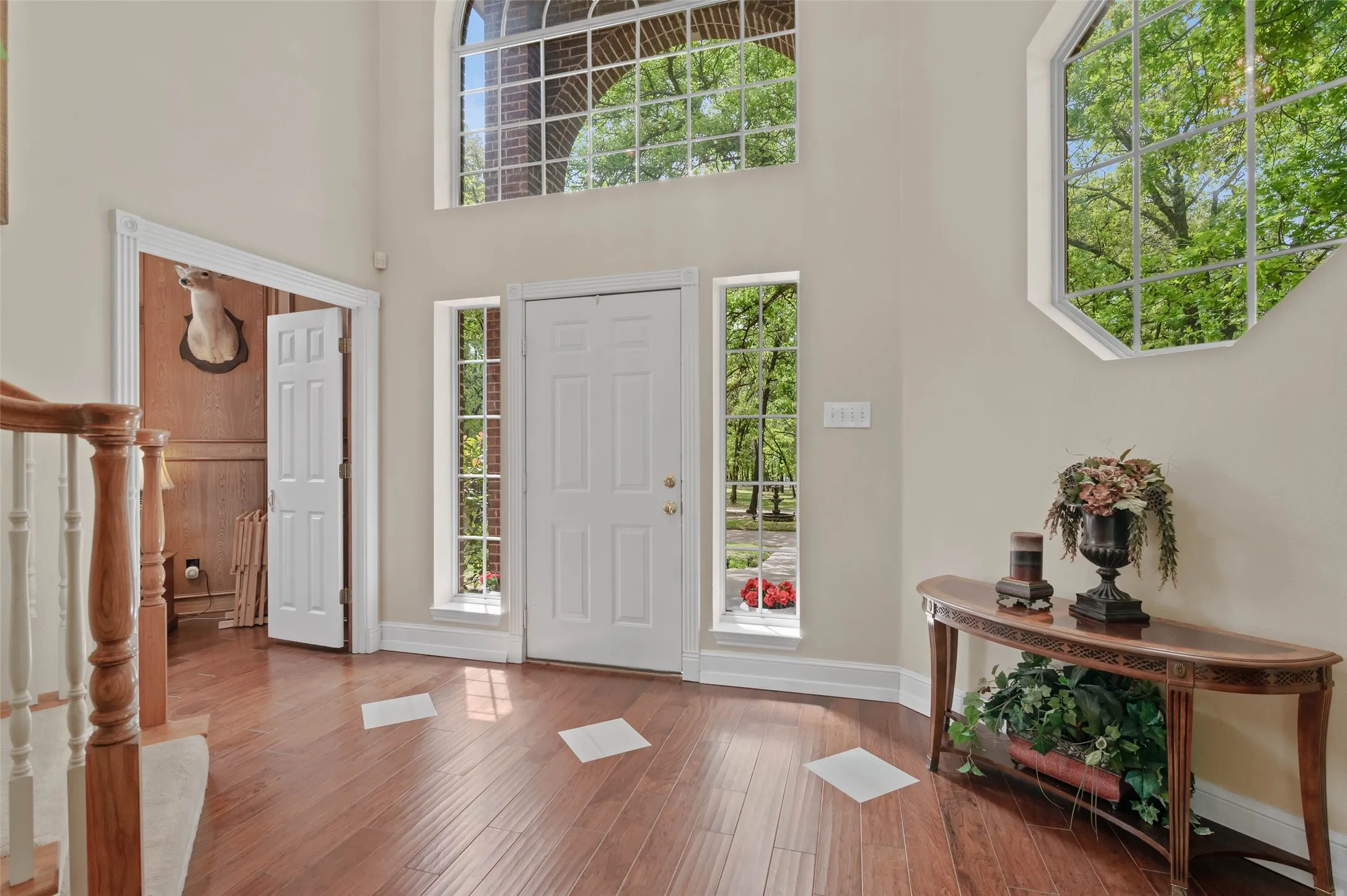 Single Family Residence For Sale in Denton County , 982 Stonecrest Road, Argyle, Texas 76226, 4 Bedroom, 3 Bathroom, 3 Garage spaces, 3,240 Sqft, built in 1995, Preowned, mls#21234800, Real Estate Agent in Argyle, Homes For Sale in Denton county, Homes For Sale in Argyle, Realtor in Argyle Texas, Real Estate Brokerage Independent Realty Texas, Luminita Cordes Realtor