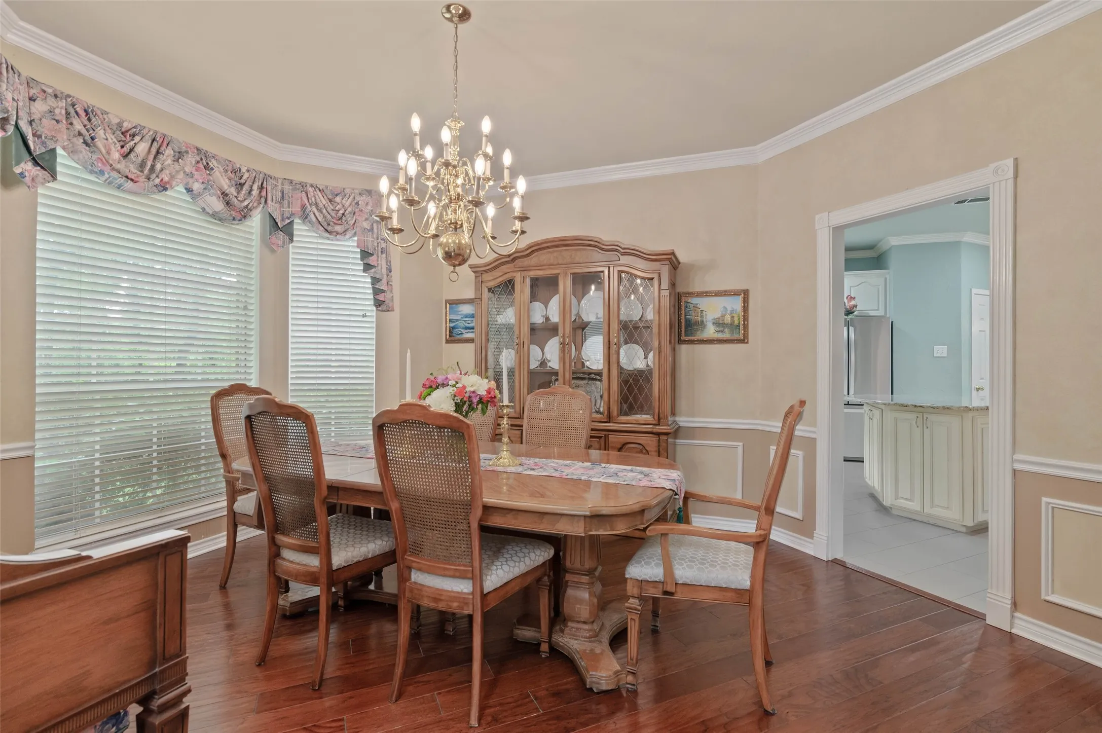 Single Family Residence For Sale in Denton County , 982 Stonecrest Road, Argyle, Texas 76226, 4 Bedroom, 3 Bathroom, 3 Garage spaces, 3,240 Sqft, built in 1995, Preowned, mls#21234800, Real Estate Agent in Argyle, Homes For Sale in Denton county, Homes For Sale in Argyle, Realtor in Argyle Texas, Real Estate Brokerage Independent Realty Texas, Luminita Cordes Realtor