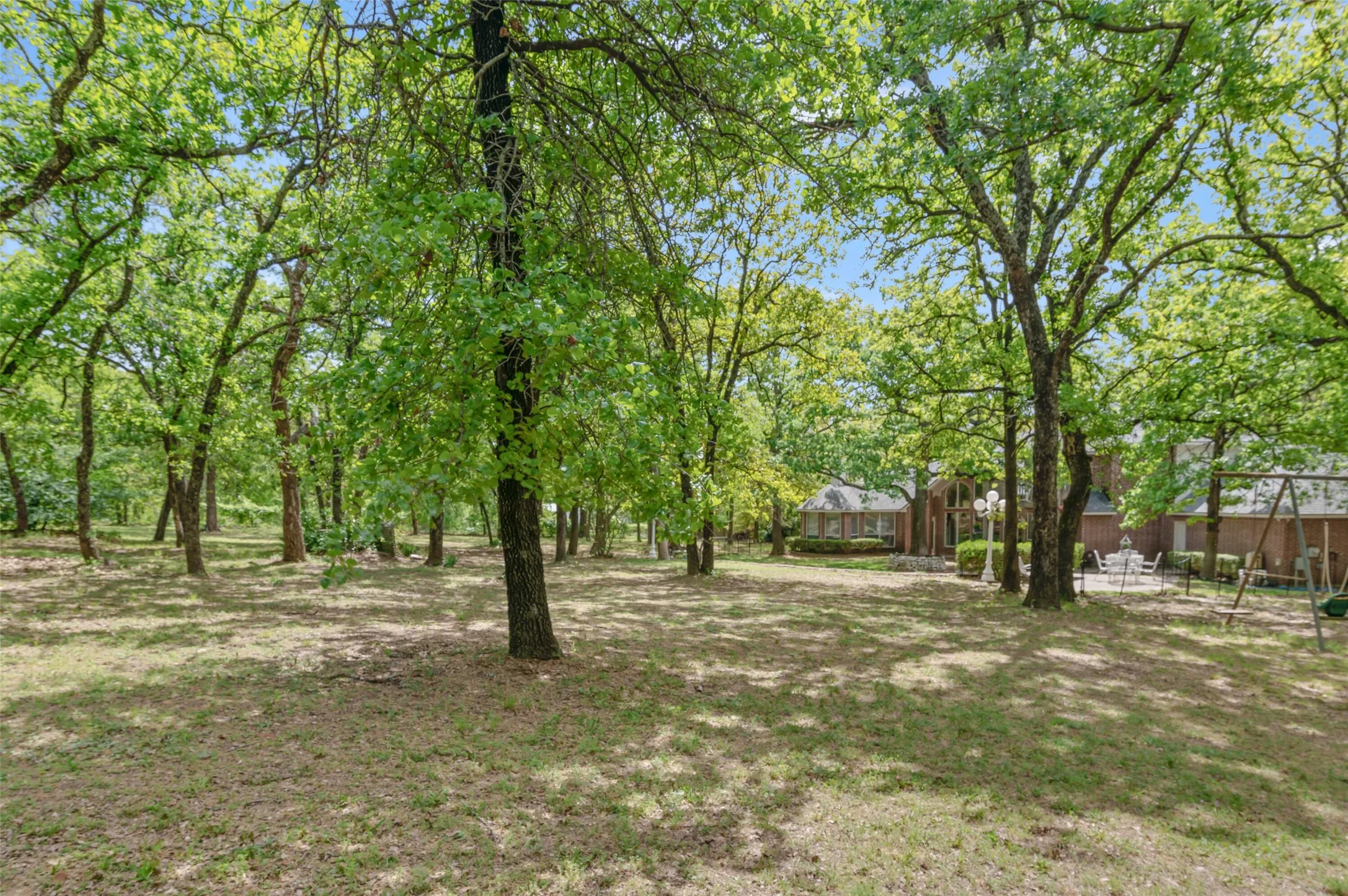 Single Family Residence For Sale in Denton County , 982 Stonecrest Road, Argyle, Texas 76226, 4 Bedroom, 3 Bathroom, 3 Garage spaces, 3,240 Sqft, built in 1995, Preowned, mls#21234800, Real Estate Agent in Argyle, Homes For Sale in Denton county, Homes For Sale in Argyle, Realtor in Argyle Texas, Real Estate Brokerage Independent Realty Texas, Luminita Cordes Realtor